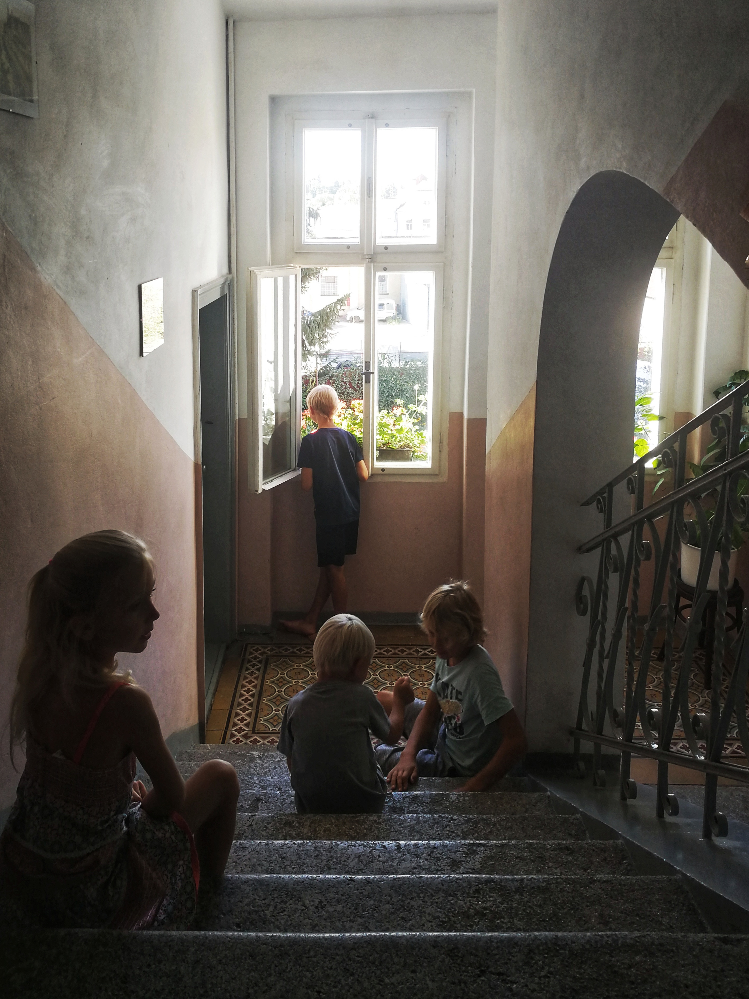 Mobilography. Nina Janeckova Photographer and Videographer in Bodensee Ravensburg