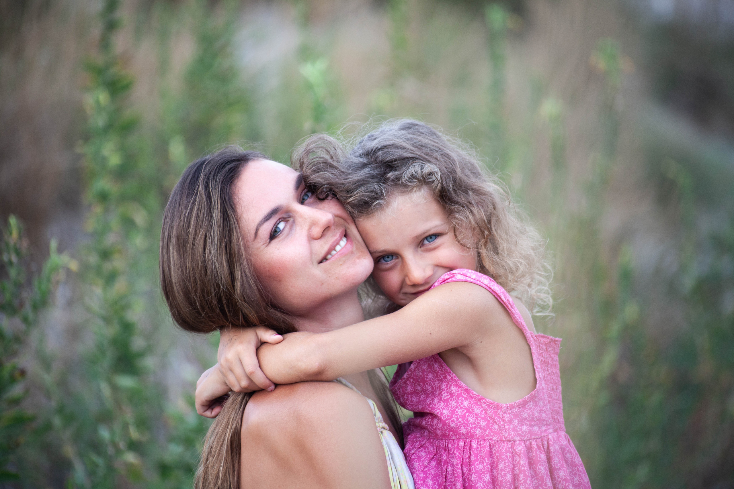 Family of Julia and Eugen. Nina Janeckova Photographer and Videographer in Bodensee Ravensburg