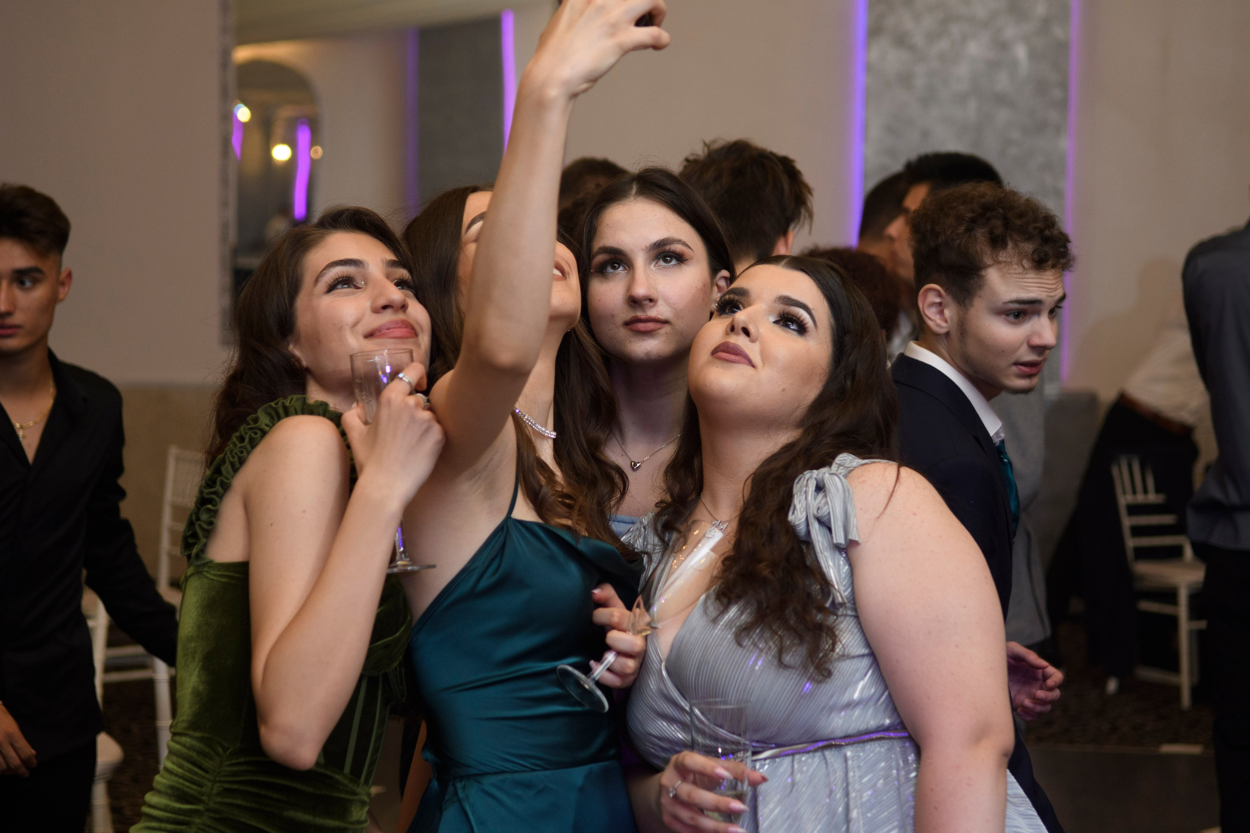 Bal liceul Virigil Magearu - Velveto. MDimaFotoStudio. Fotograf de nuntă, evenimente private și de familie