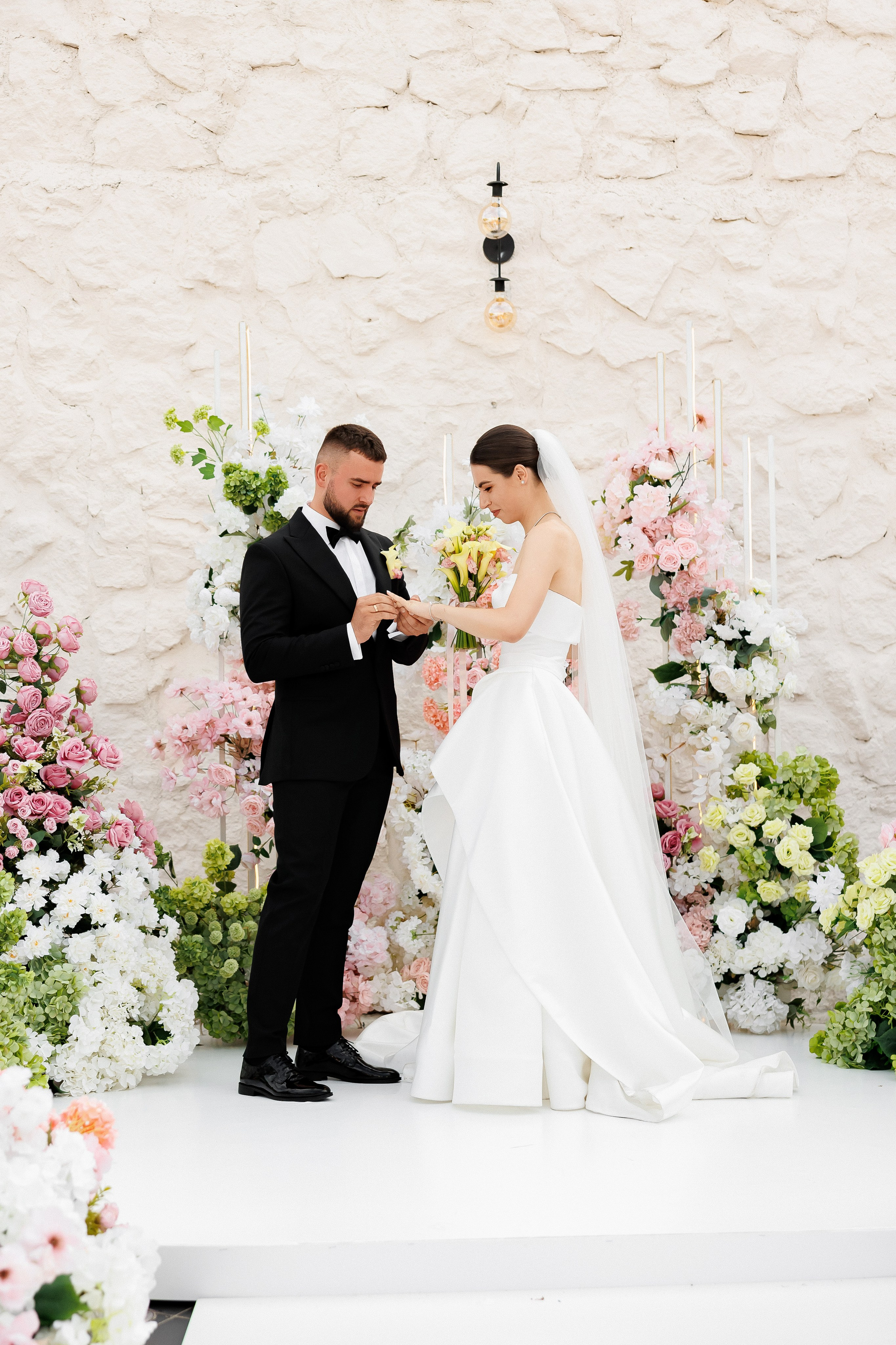 Gabriel & Evelina — Lago — Wedding Day. Servicii Foto și Video 067188353