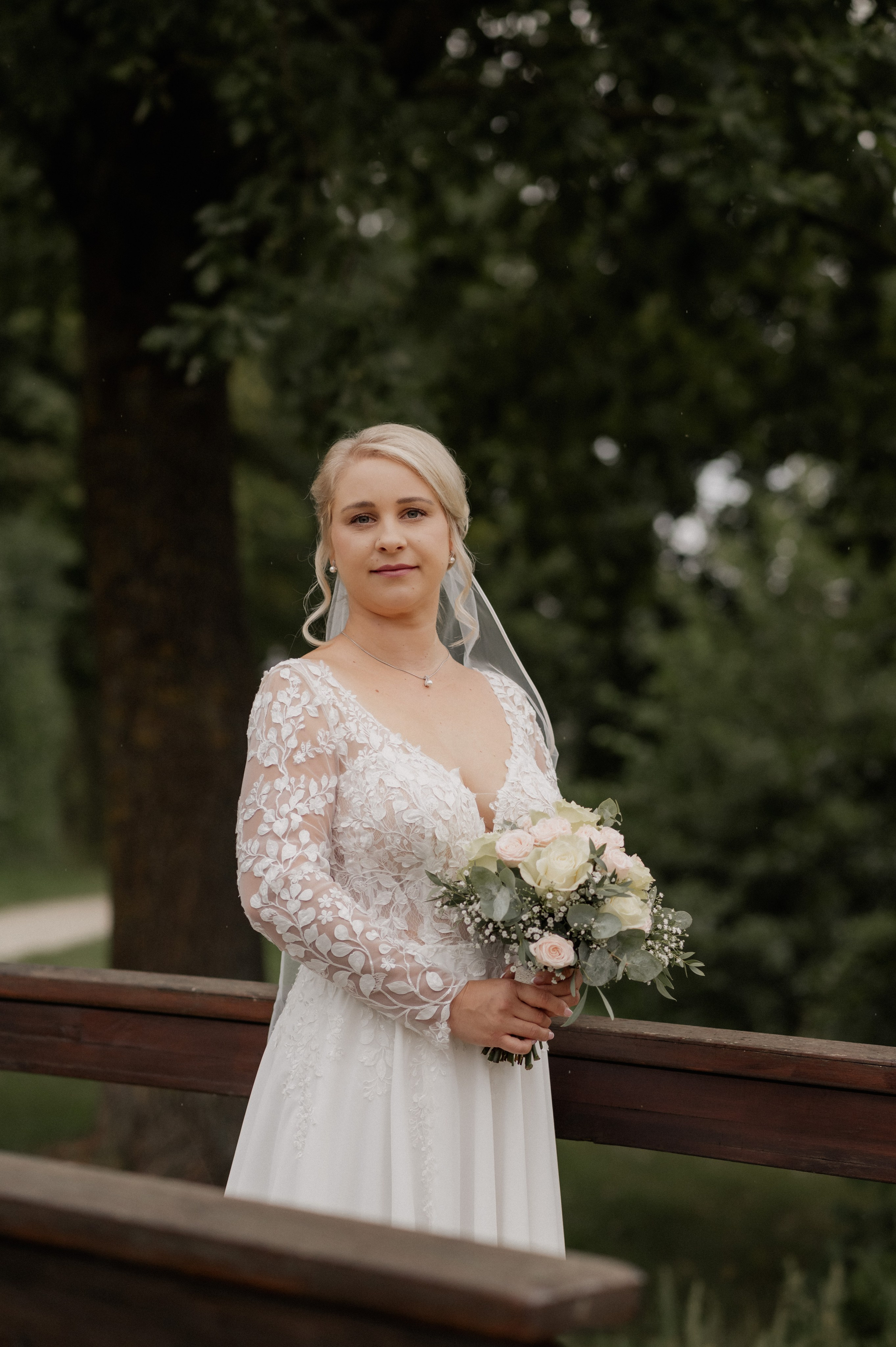PRE-WEDDING IN WOLFRAMS-ESCHENBACH. Photographer in Nuremberg Irina Mehnert from Ansbach