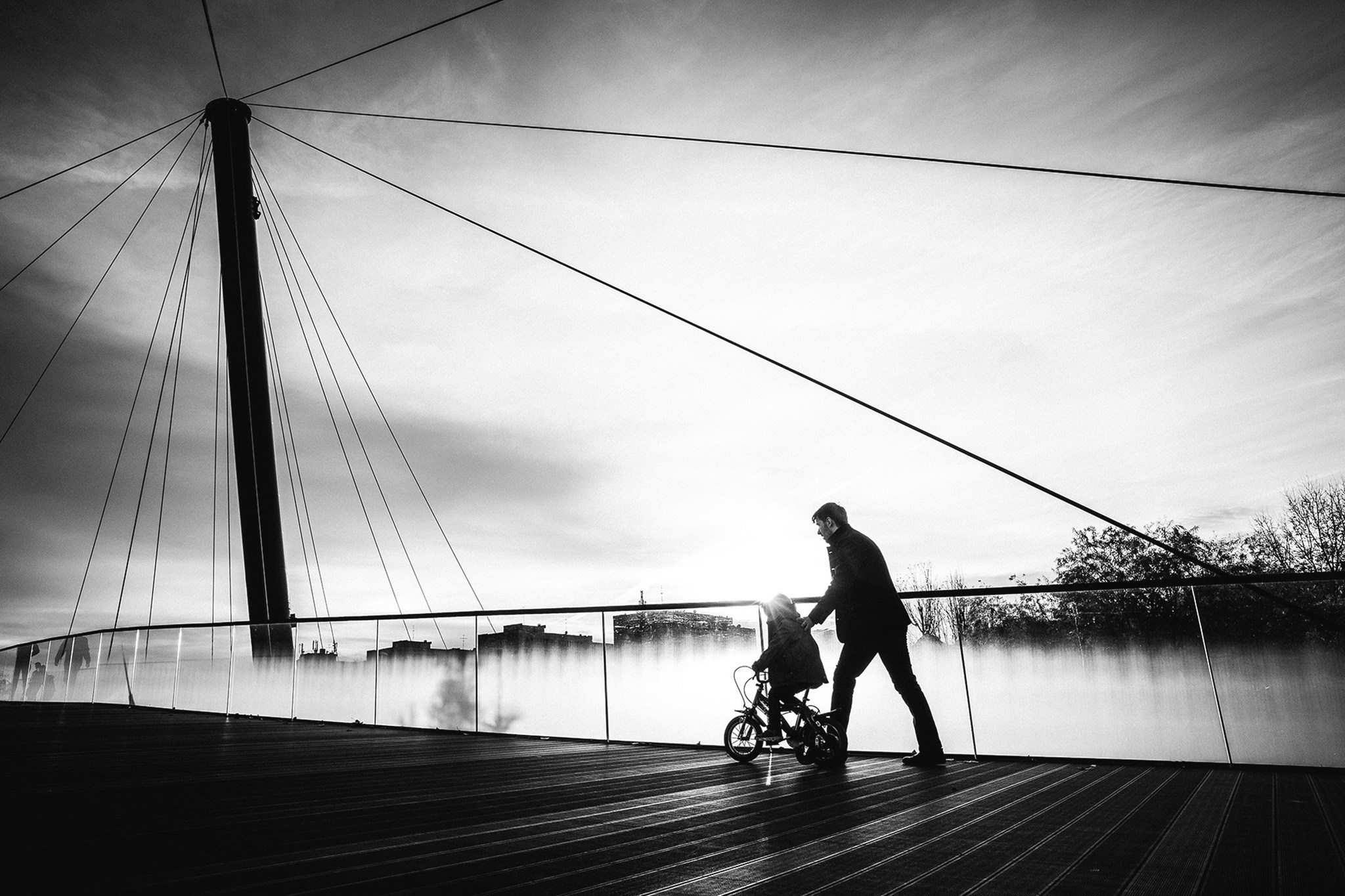 Street and Urban. Photography by Mircea Maieru