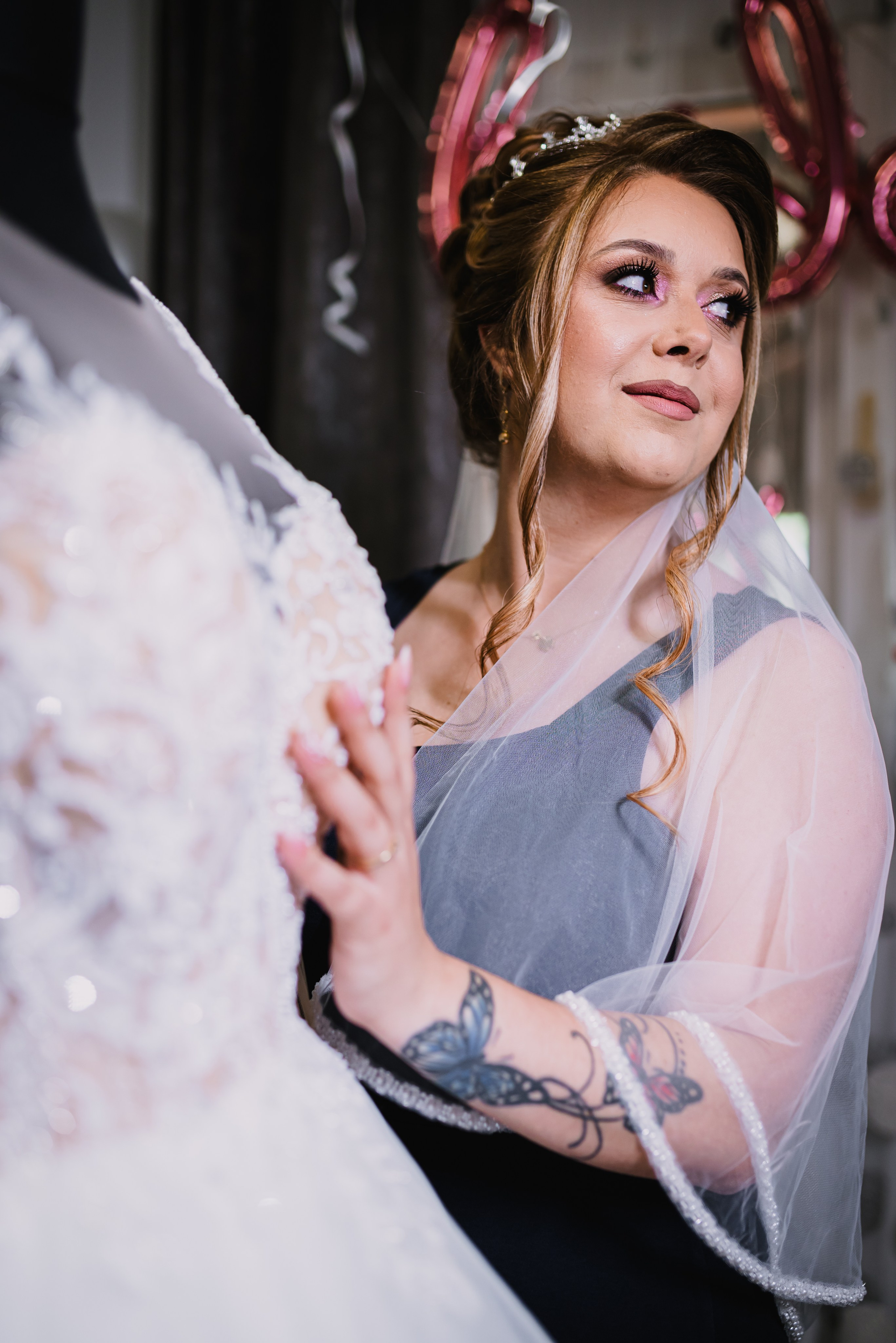 Fotografia de nuntă. Andrei Voicu Fotograf. Povești nescrise, surprinse atent