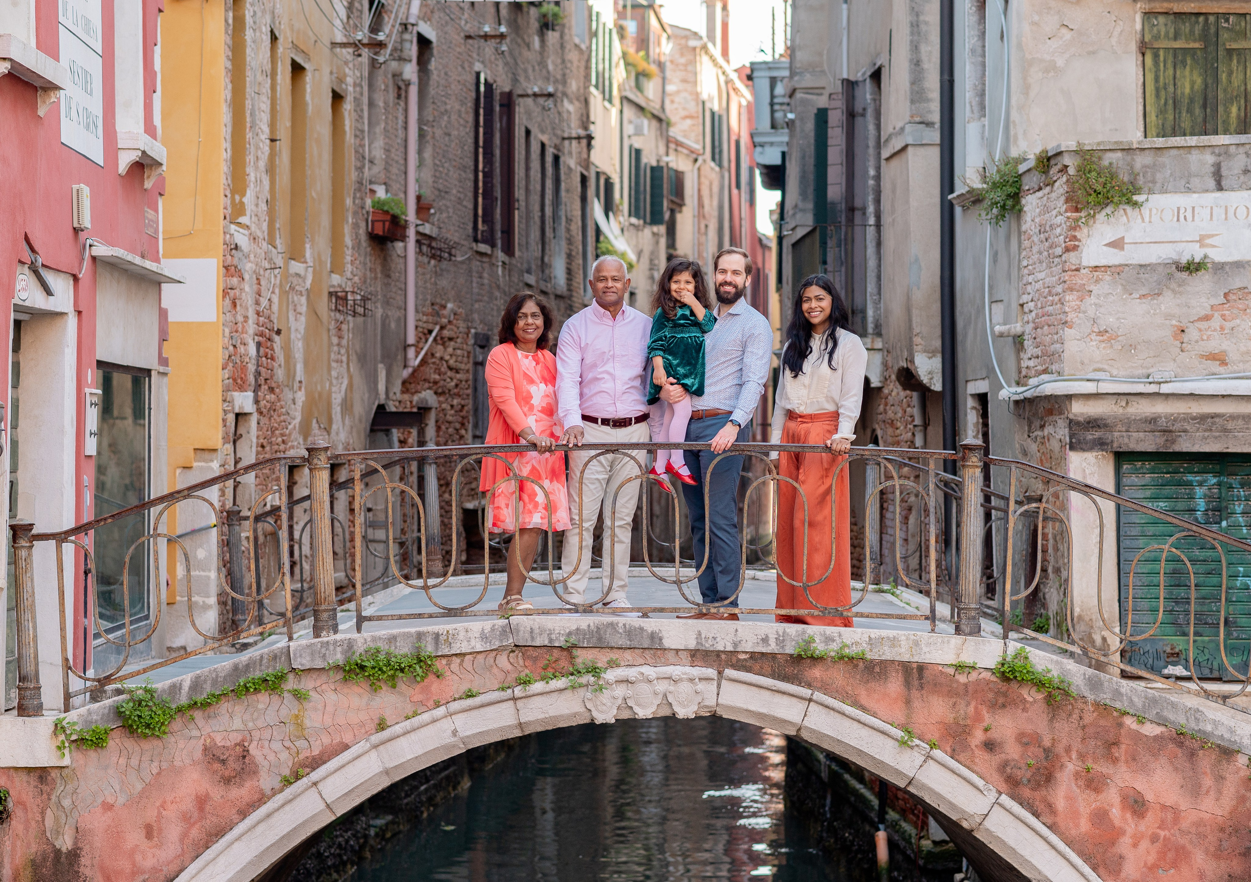 Family photoshoot in Venice. Photographer in Venice Anna Terzi