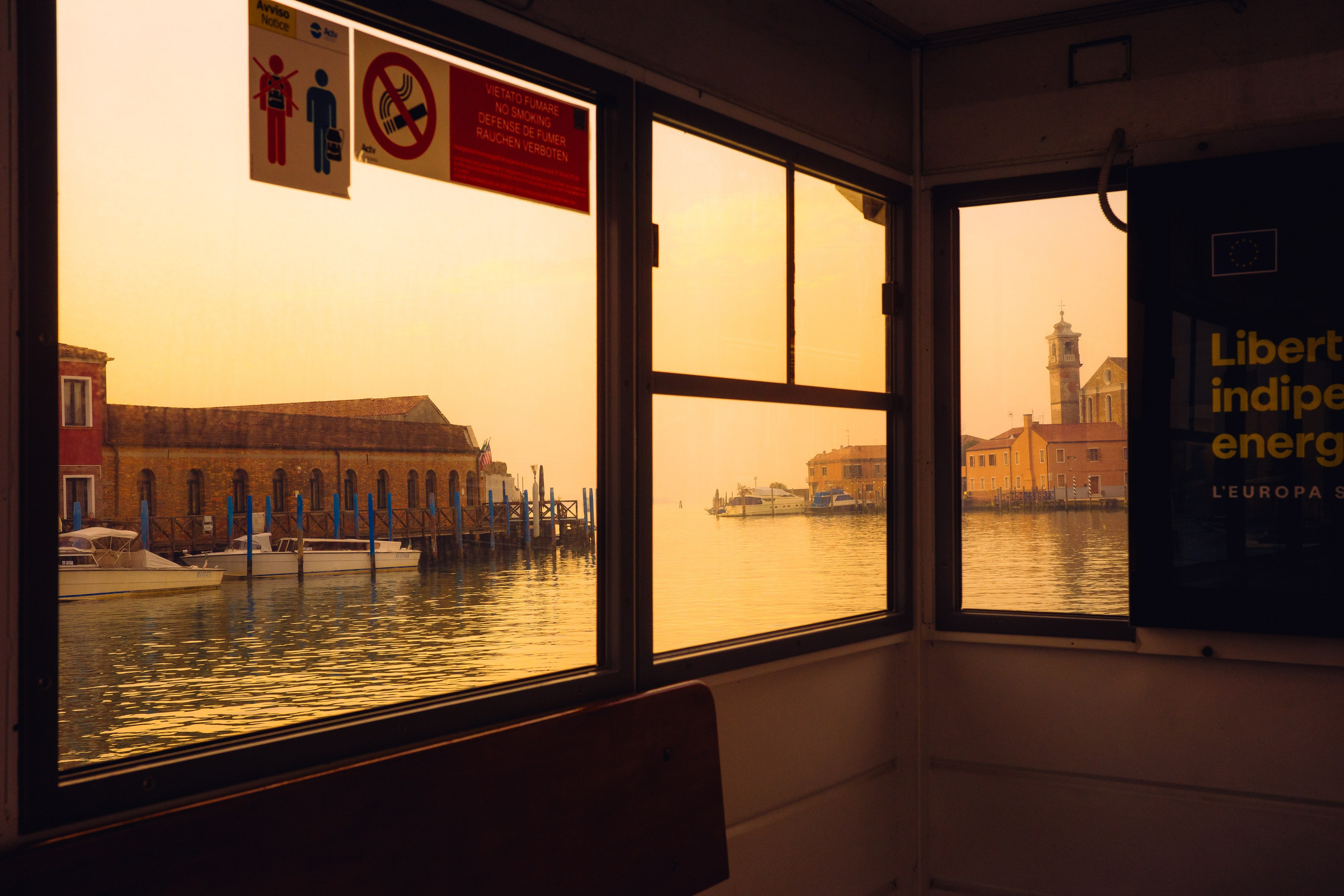 Street. Maria Sher. Professional photographer from Porto, Portugal