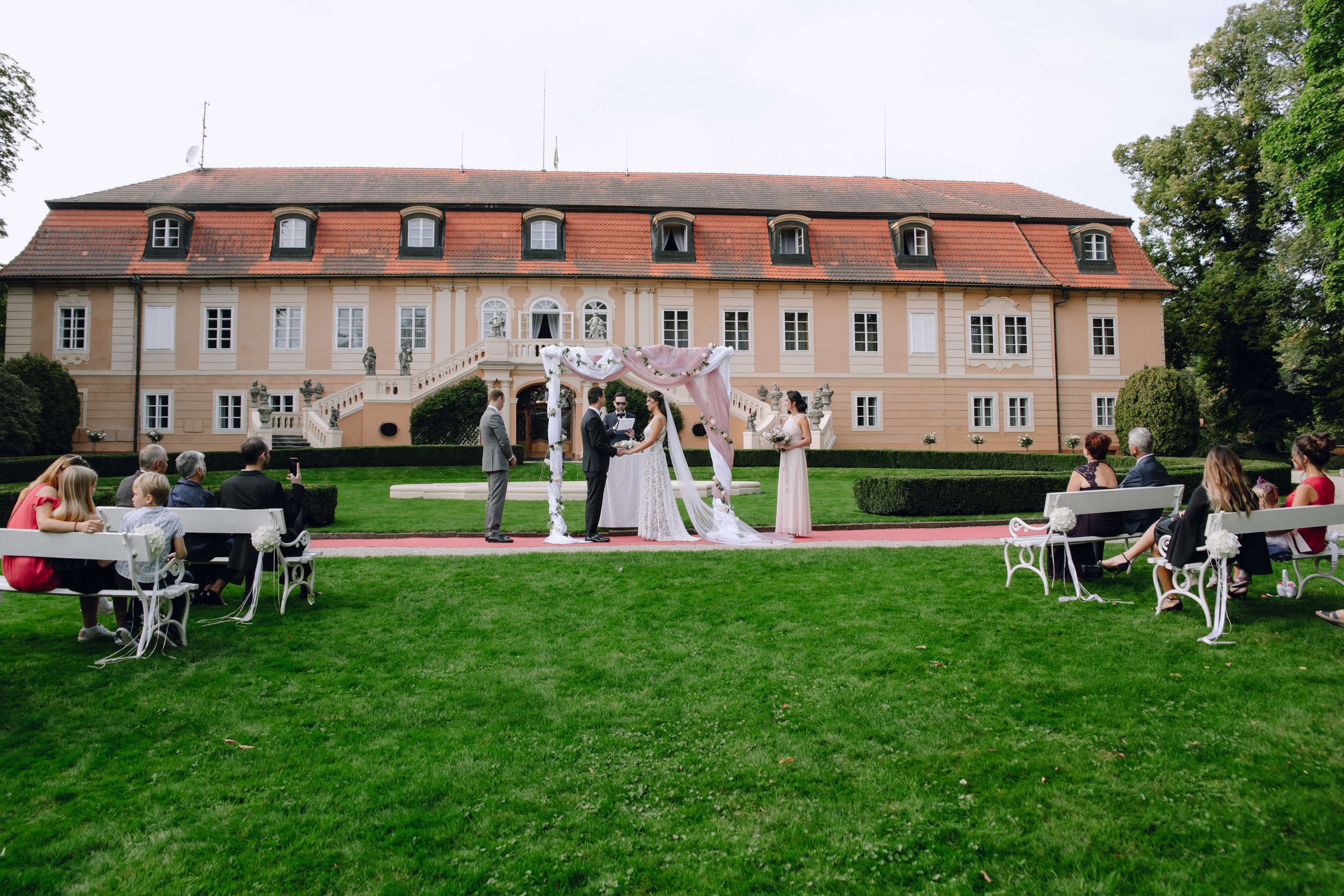 T&O wedding. Wedding and portrait photographer in Poland Vitali Frozen