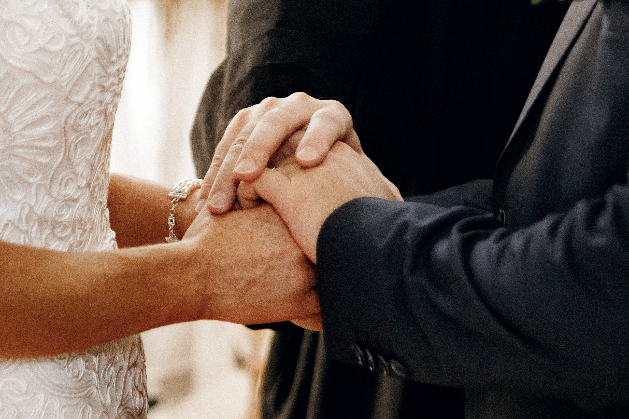 J&C wedding. Wedding and portrait photographer in Poland Vitali Frozen