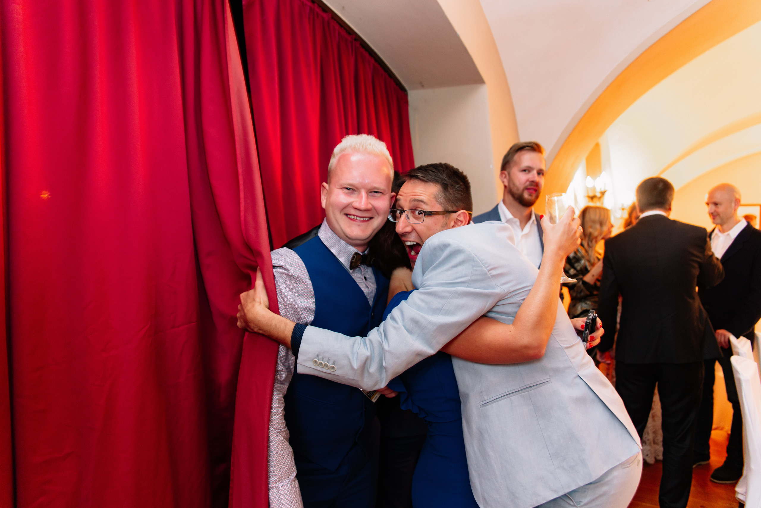 T&O wedding. Wedding and portrait photographer in Poland Vitali Frozen