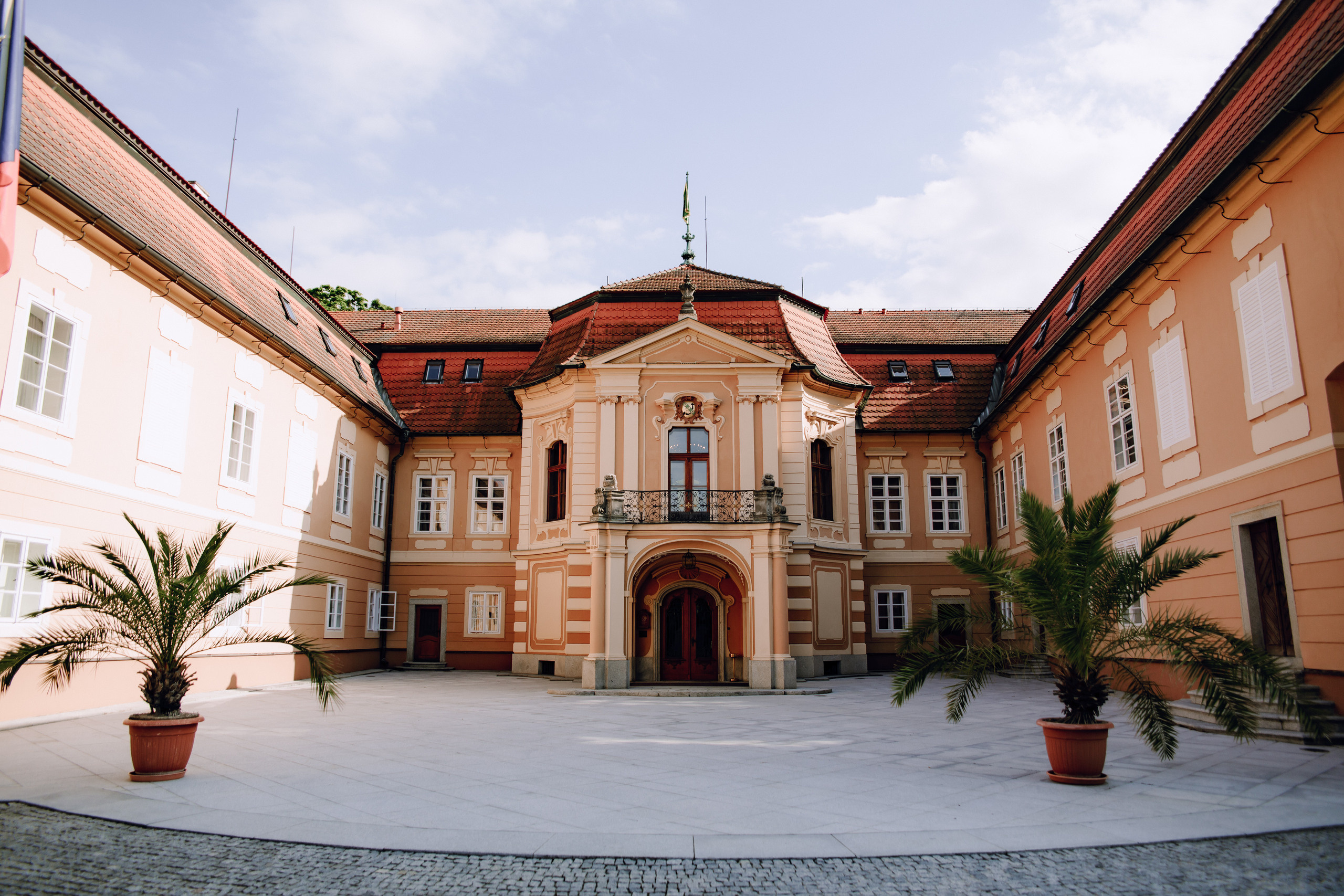 T&O wedding. Wedding and portrait photographer in Poland Vitali Frozen