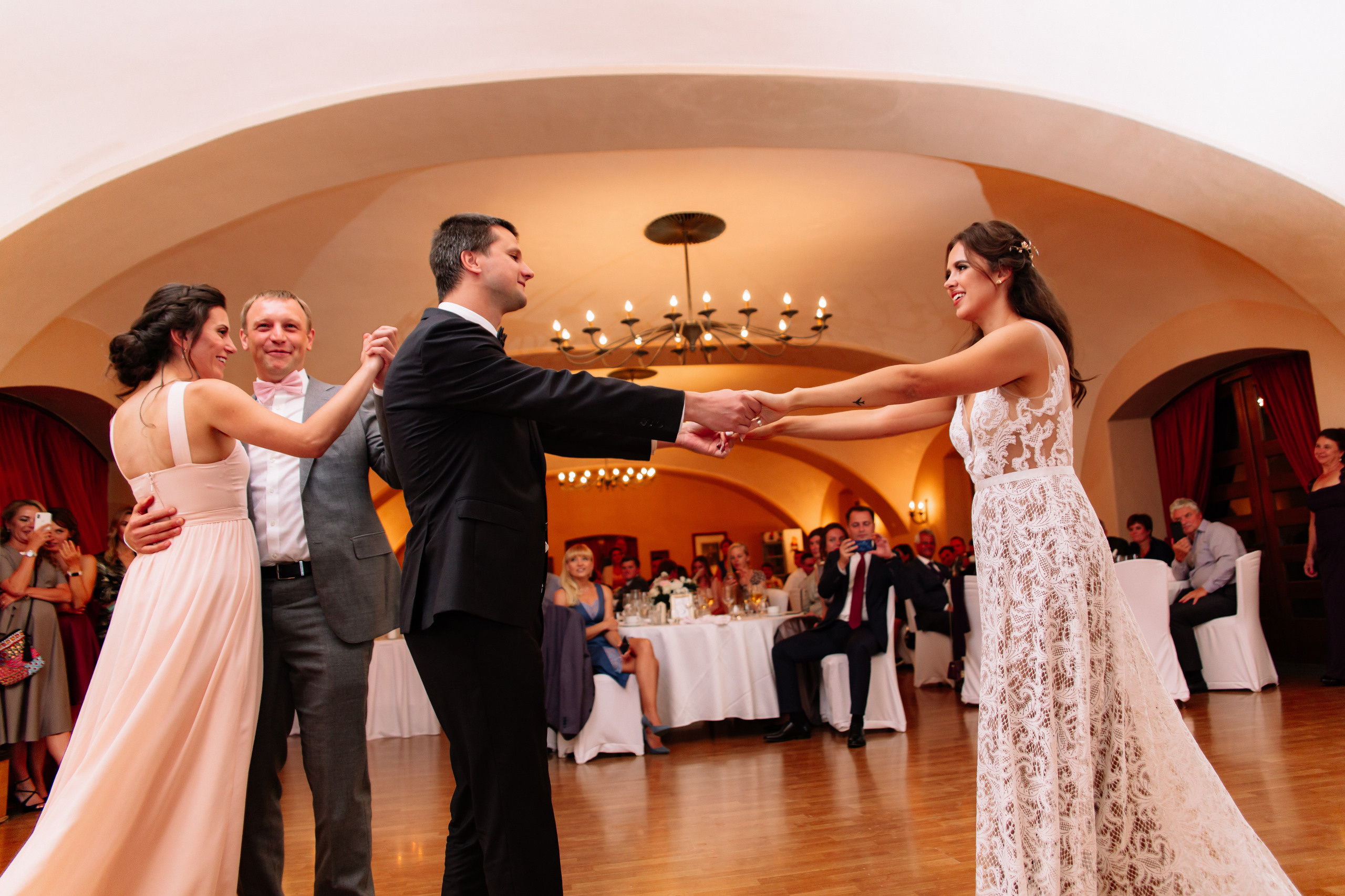 T&O wedding. Wedding and portrait photographer in Poland Vitali Frozen