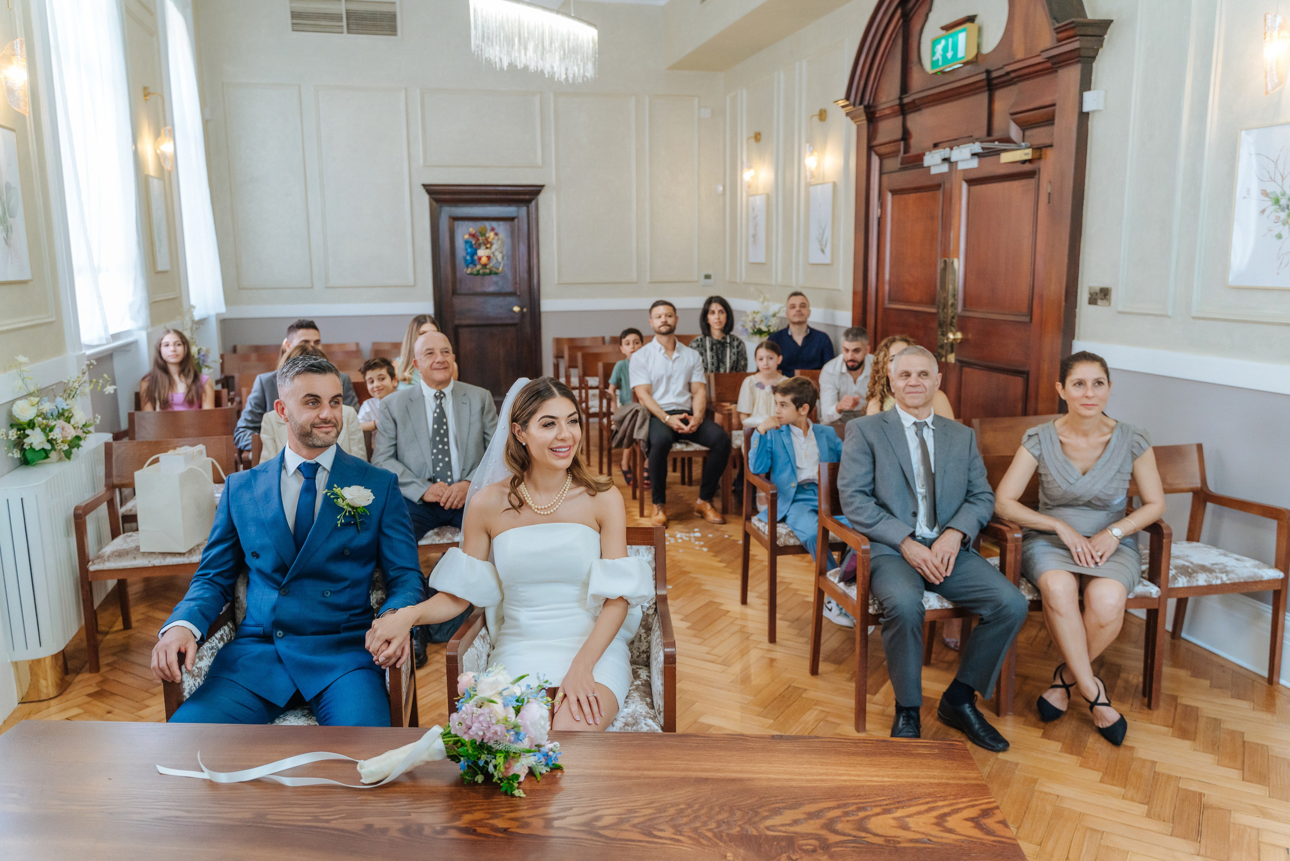 Civil ceremony at Chelsea Old Town Hall,  Wedding in Chelsea, Wedding in London,  wedding photographer in Chelsea, wedding photographer in London, wedding photographer London, documentary wedding photography, stylish wedding photos, creative wedding photographer UK, wedding photographer for international couples, natural wedding photography, London wedding photos, Ekaterina Romanova, Russian speaking wedding photographer, быстрый фотограф на свадьбу Лондон, креативный свадебный фотограф, свадебный фотограф Великобритания