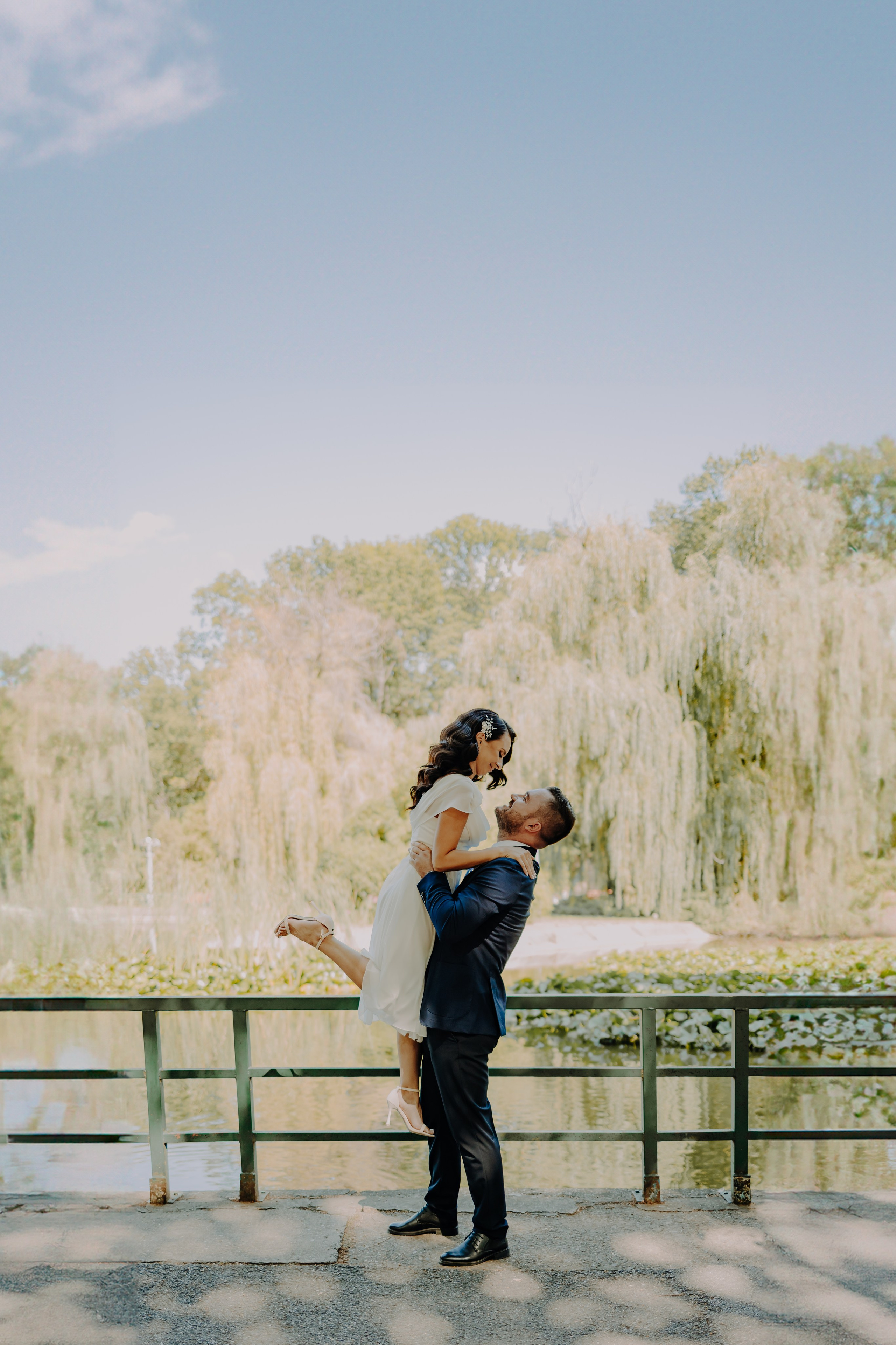 B&I. George Laslău Fotograf