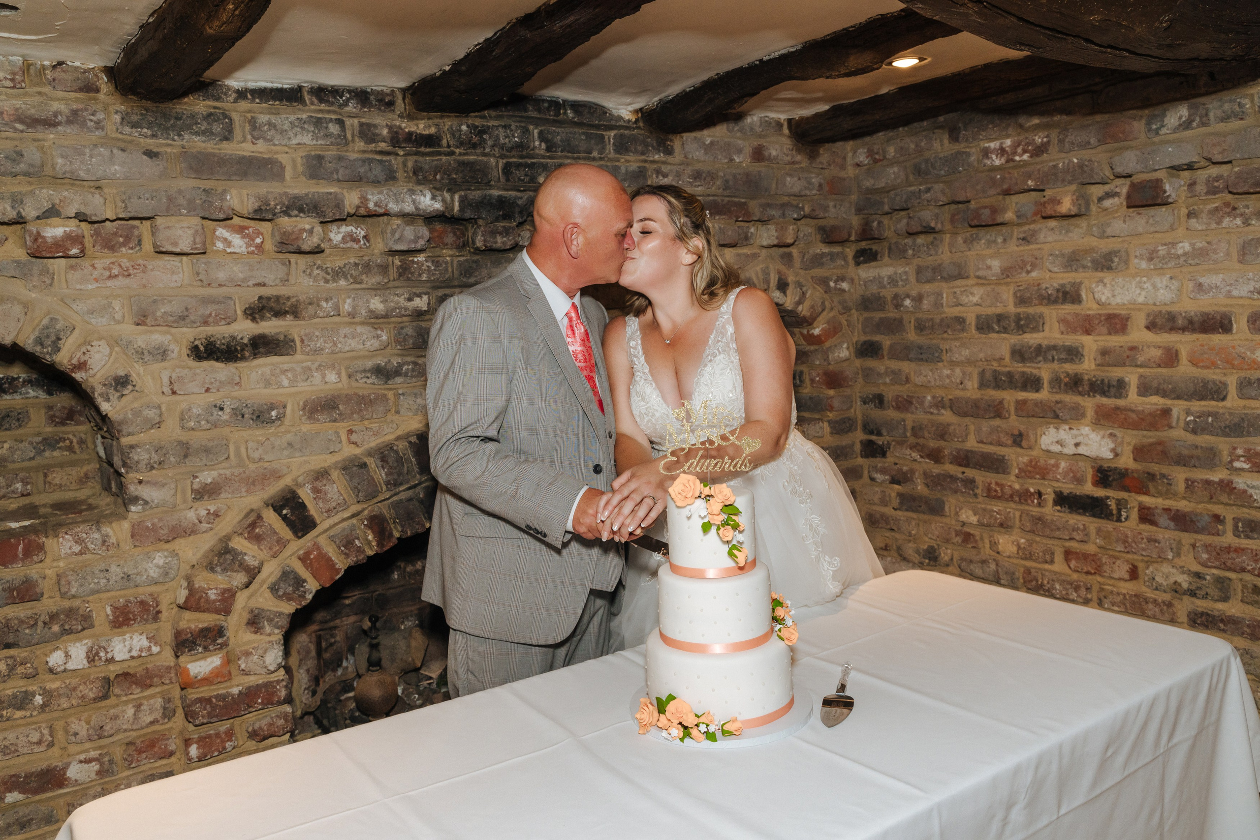 Wedding at Bird Hills Golf Centre. Photographer in England Ekaterina Romanova