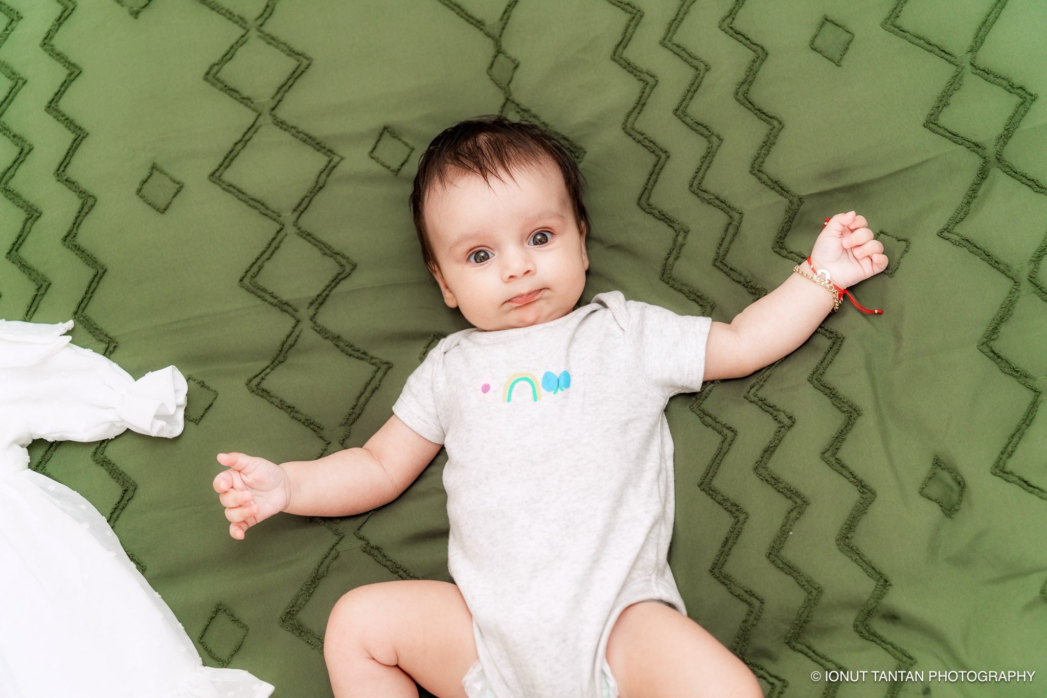 Fotografii Unice pentru Botezuri - Ionut Tantan Foto & Film. TANTAN IONUT FOTO & FILM