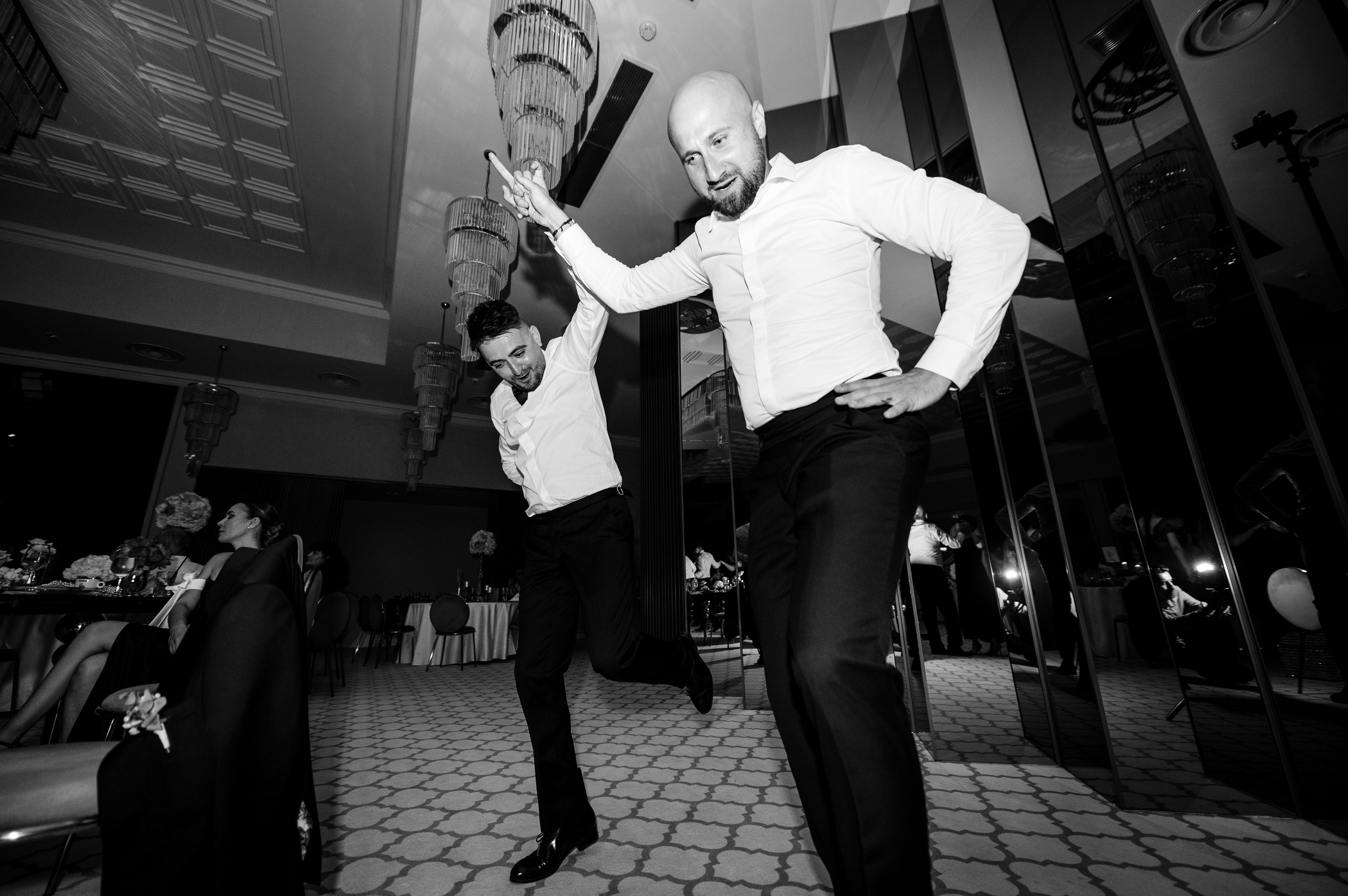 Madalina & Ovidiu. Mugurel Olteanu Fotograf