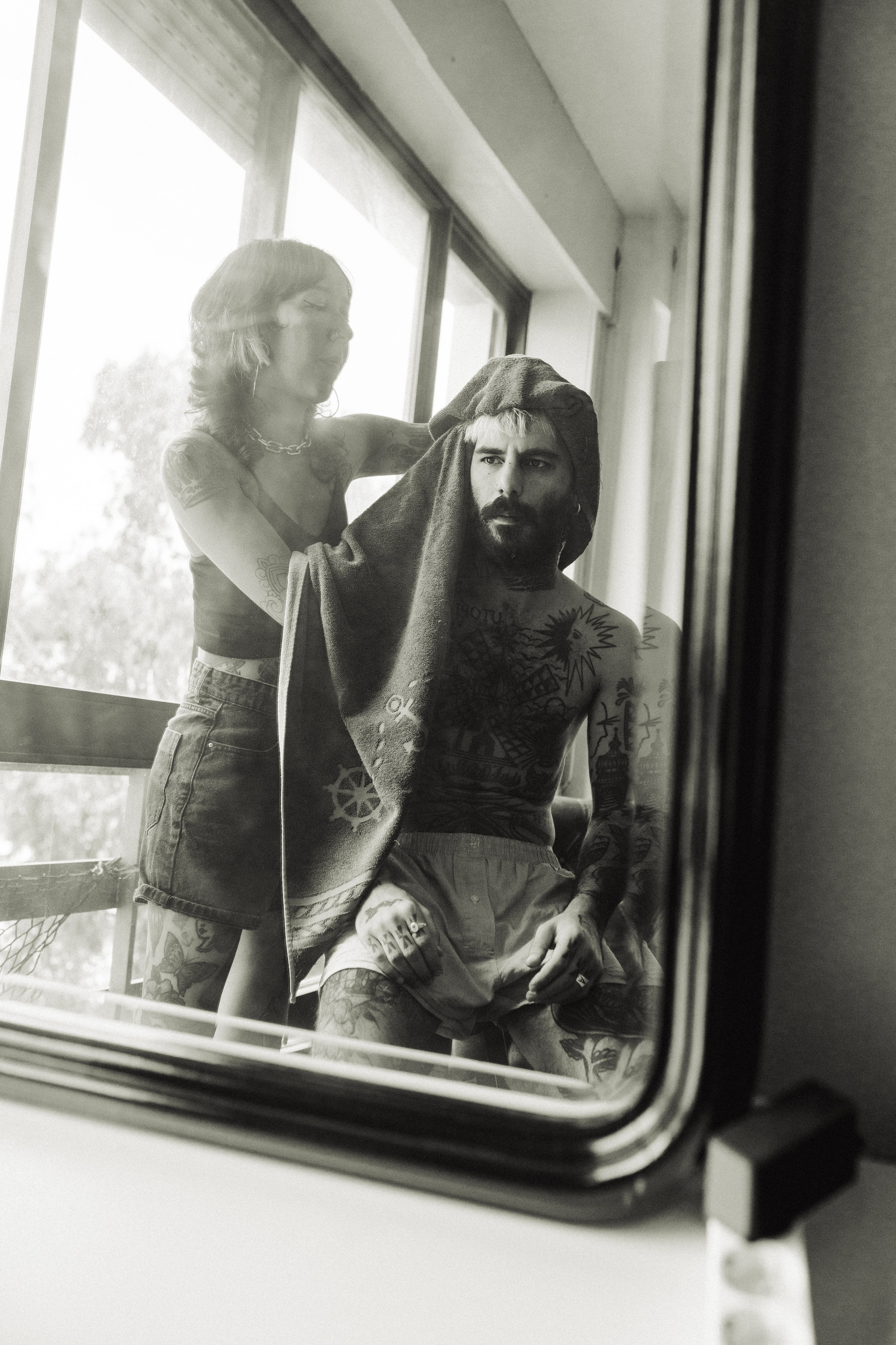 Dani & Rui at their apartment. Мария Шер. Профессиональный фотограф в городе Порту, Португалия