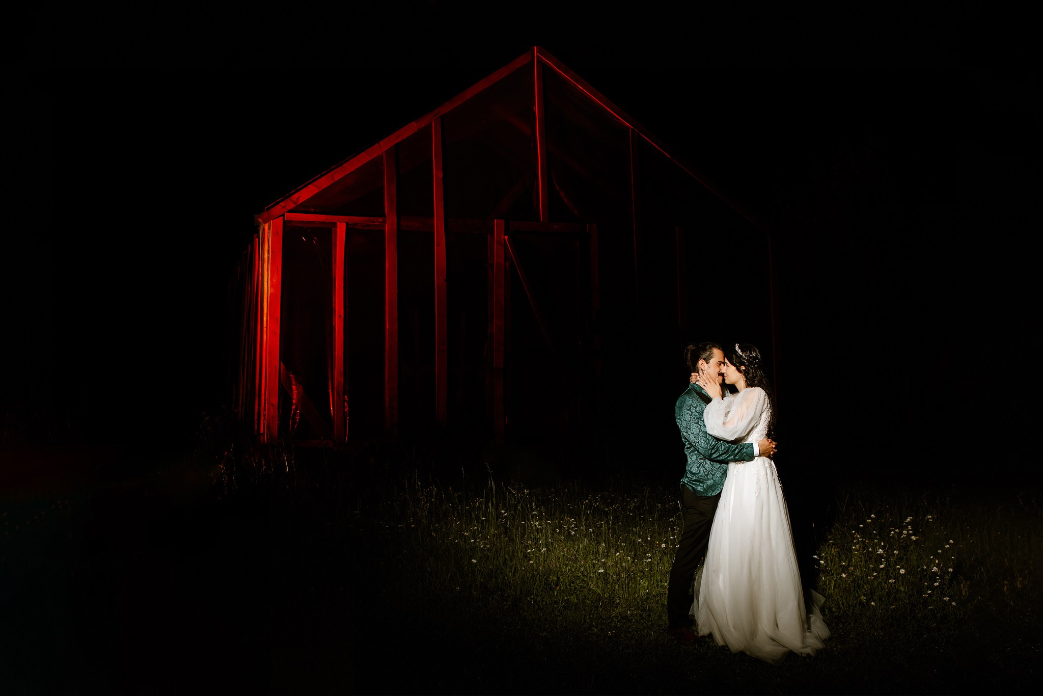 Radu si Diana. Wedding photographer and videographer