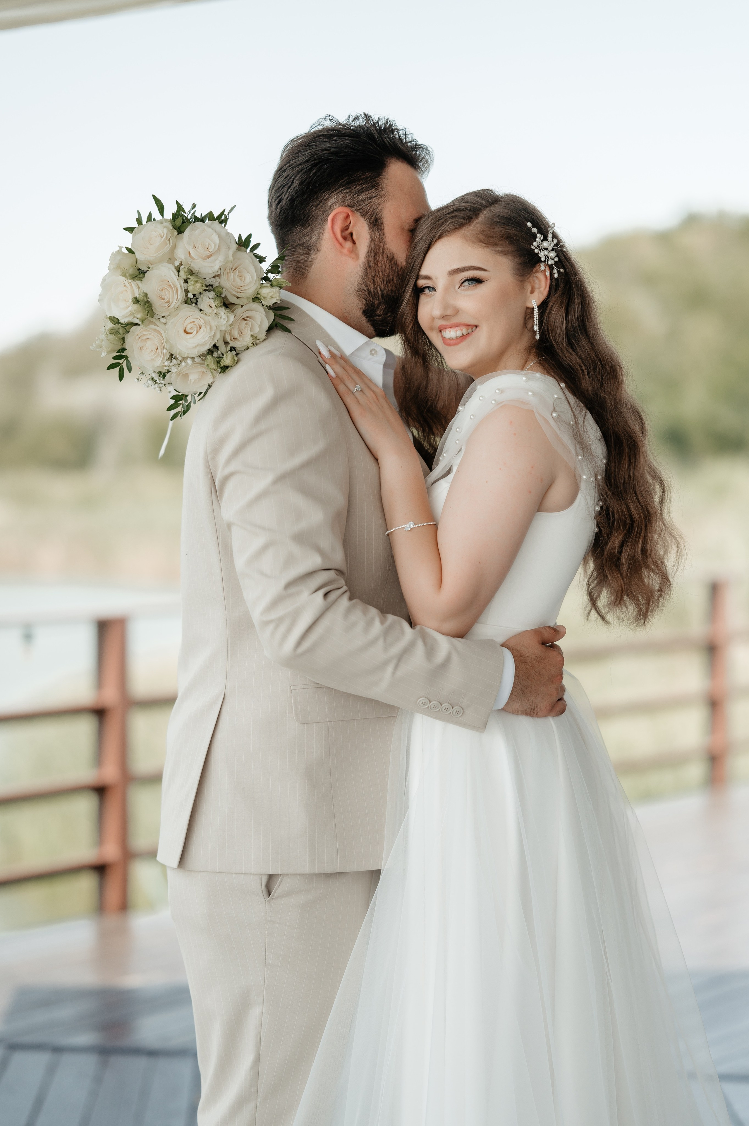 Cununie civila in aer liber si sedinta foto de cuplu. Proud Vision Weddings | Wedding Photography & Film — Servicii profesionale Foto Video Nunta Iasi