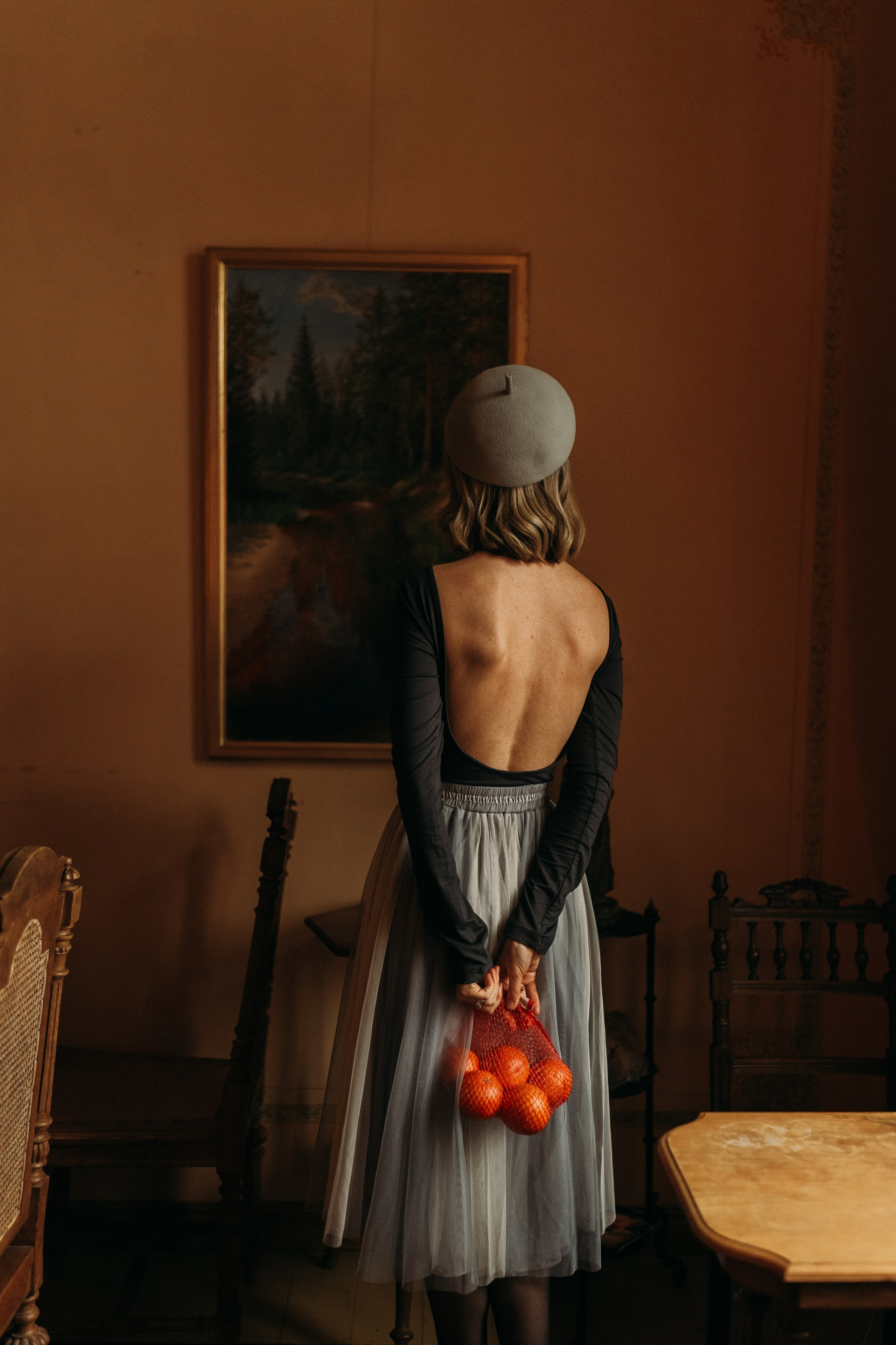 Woman phoshoot. Wedding and portrait photographer in Helsinki Vickan O