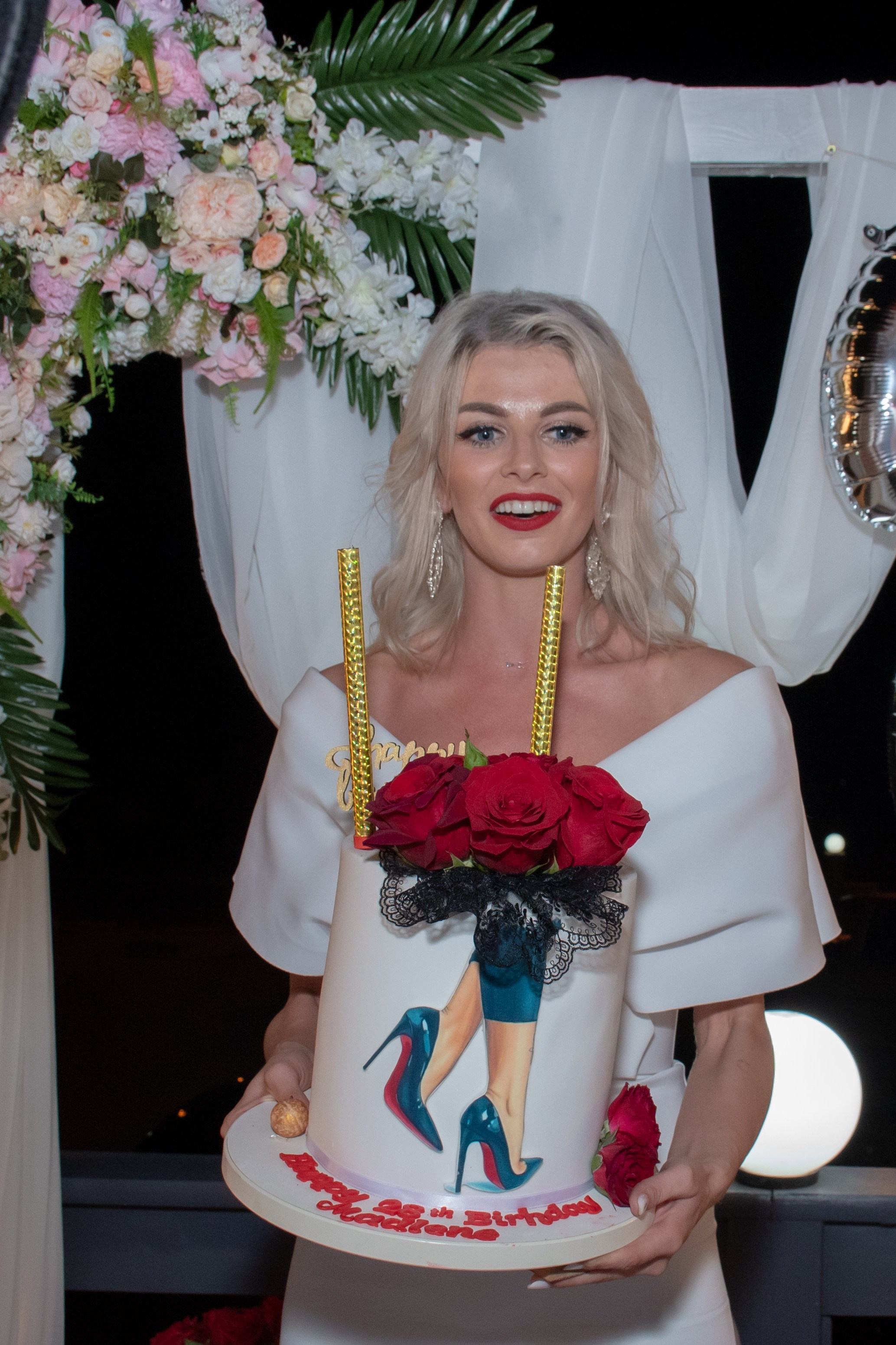 Aniversare MĂDĂLINA. RRStudio — Fotograf evenimente