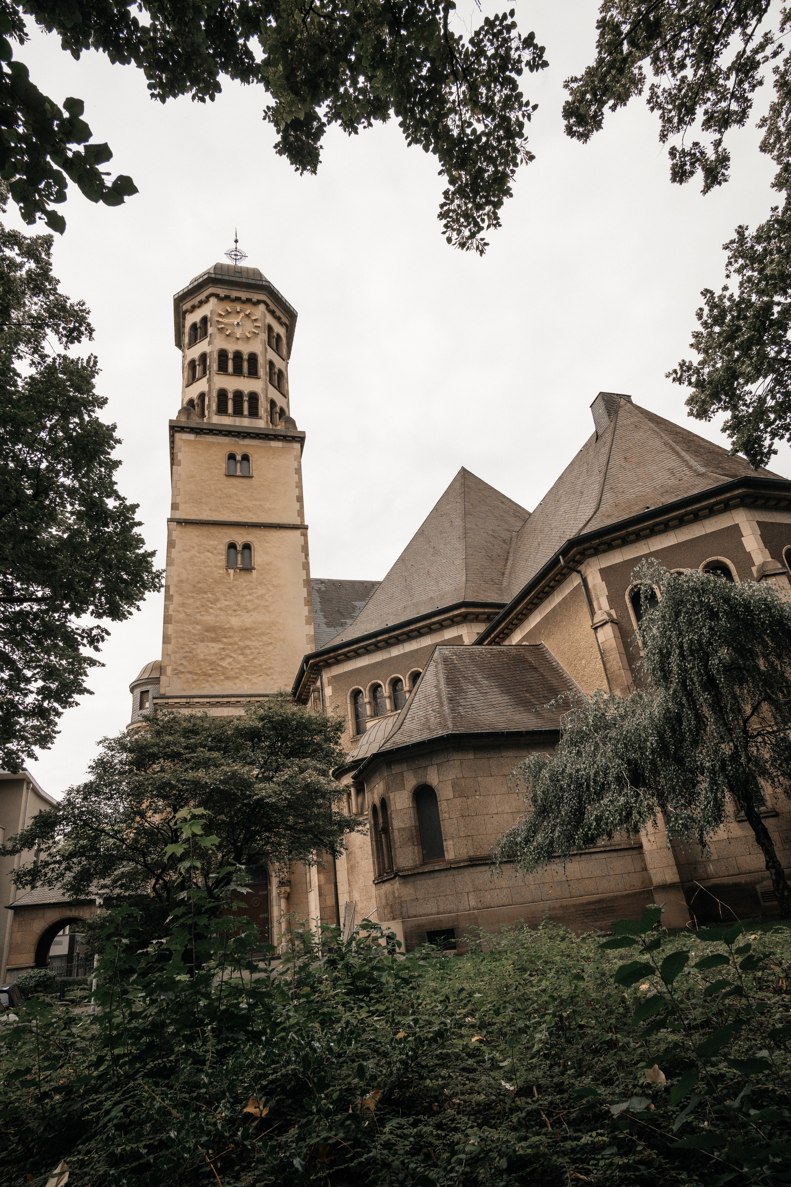 D & M im Restaurant Elfrather Mühle. Hochzeitsfotograf für Moers, Niederrhein, Düsseldorf, NRW und Deutschland
