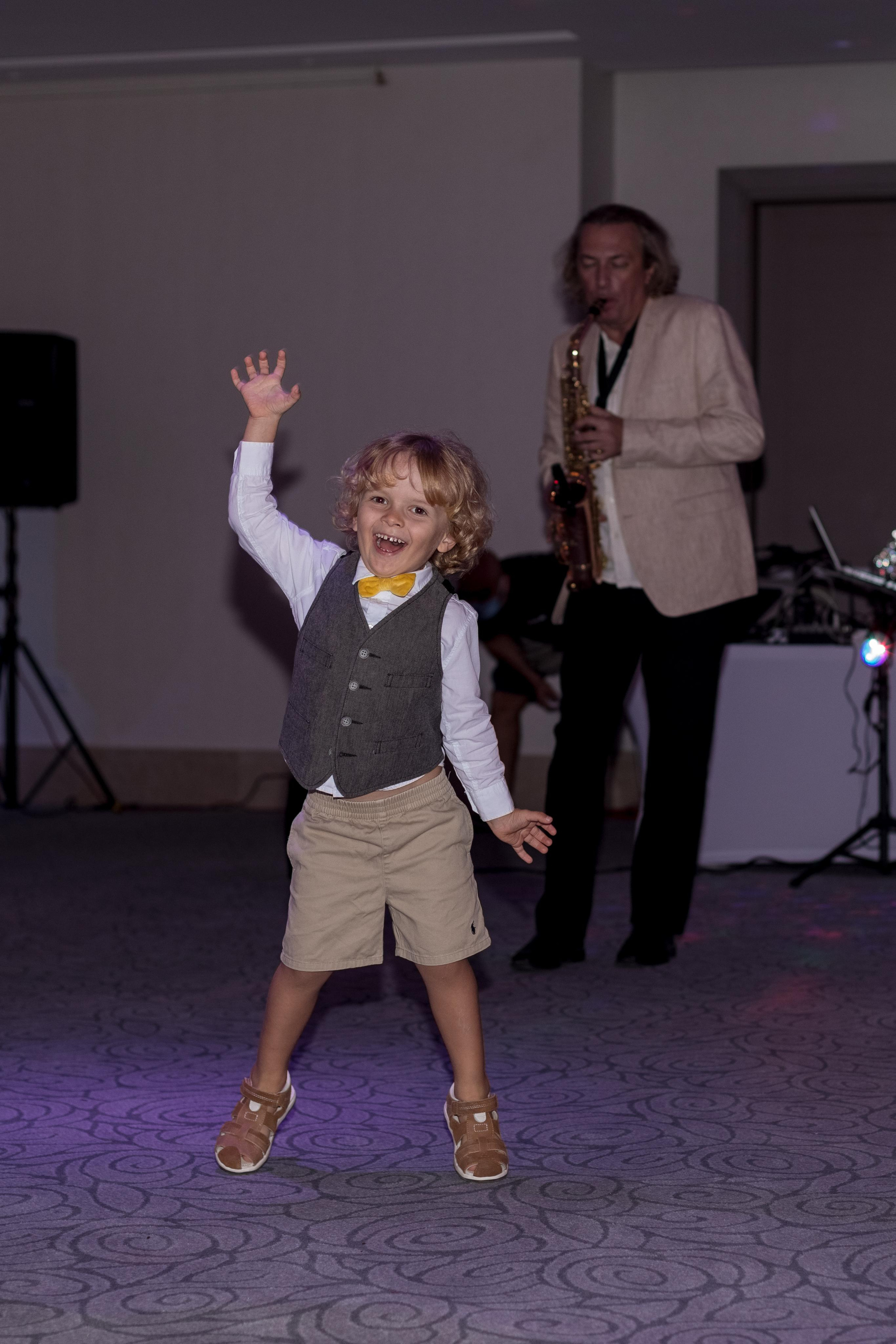 Свадебная фотосессия в Crown Plaza, Лимассол, Кипр