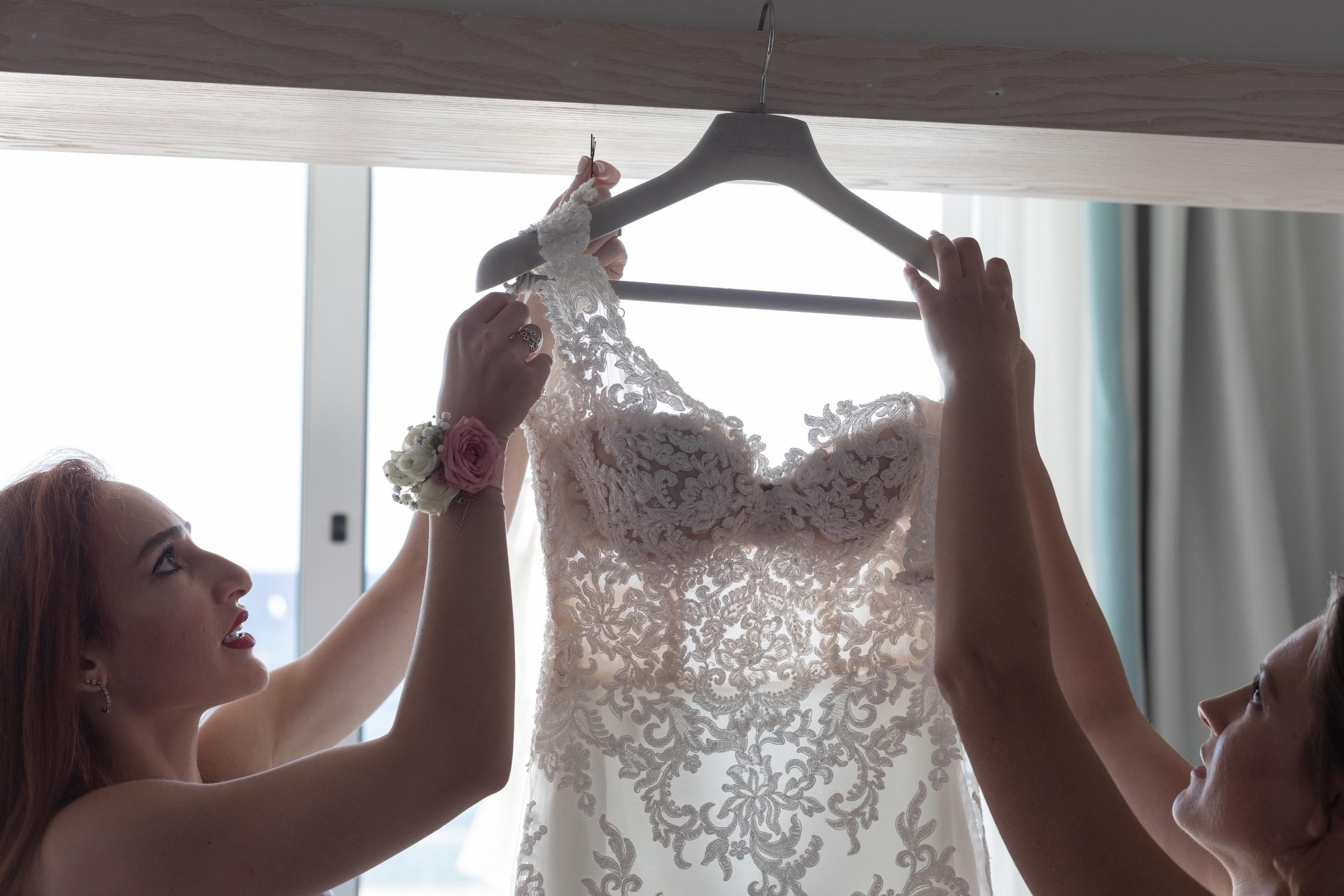 Свадебная фотосессия в Crown Plaza, Лимассол, Кипр