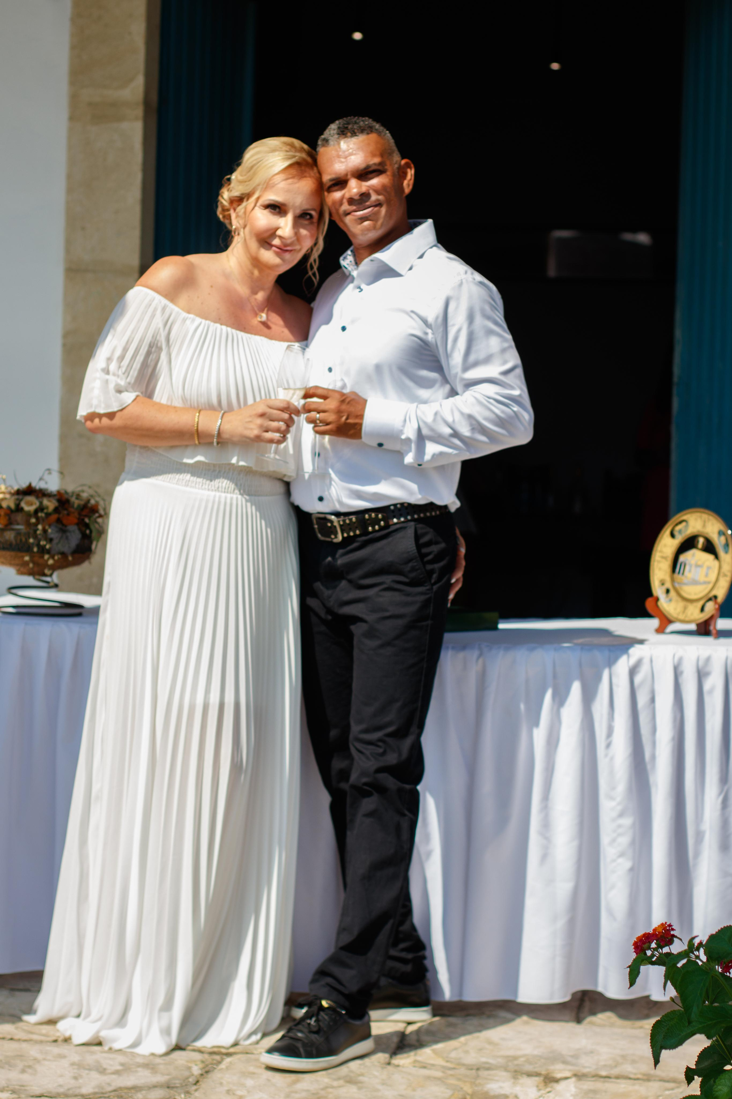 Свадебная фотосессия в муниципалитете Агиос Афанасиос, Кипр