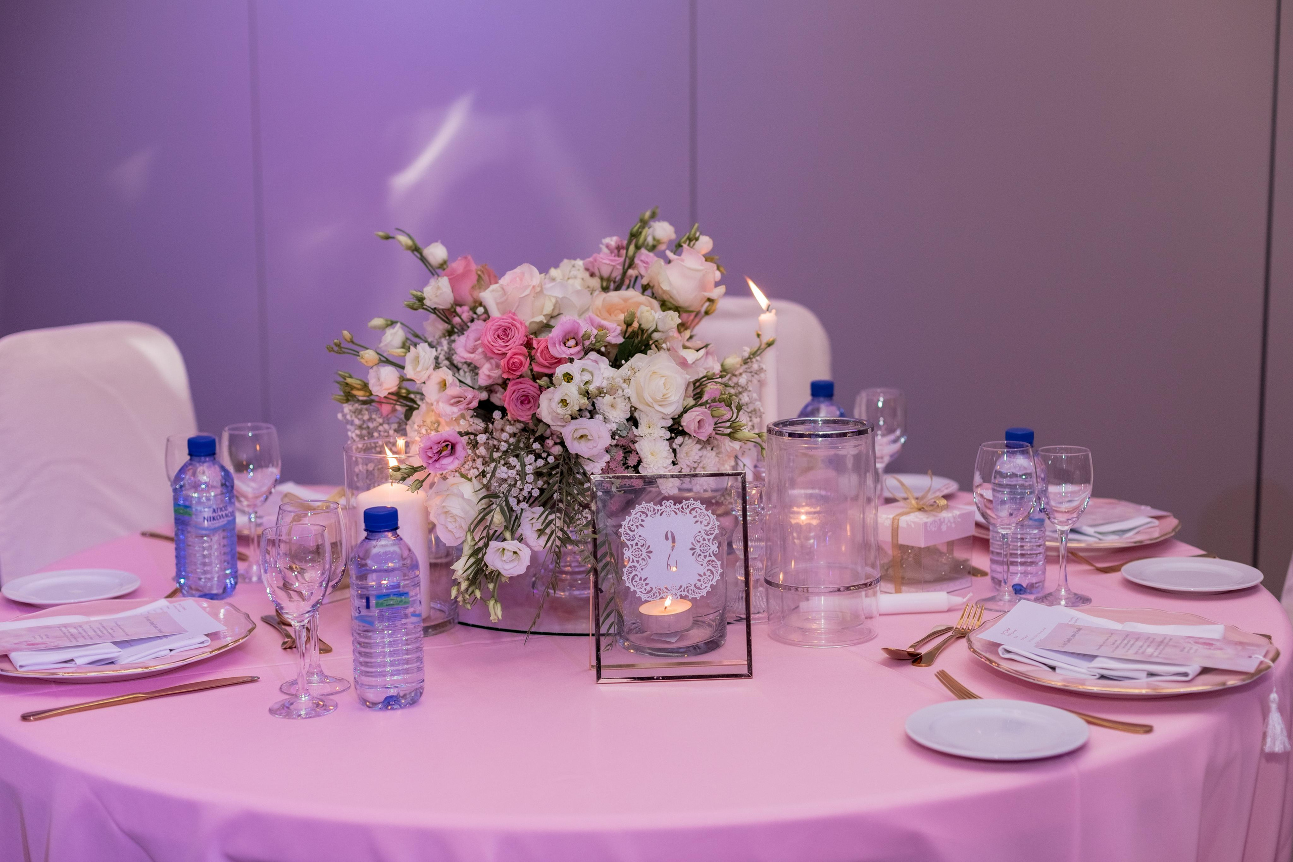 Свадебная фотосессия в Crown Plaza, Лимассол, Кипр