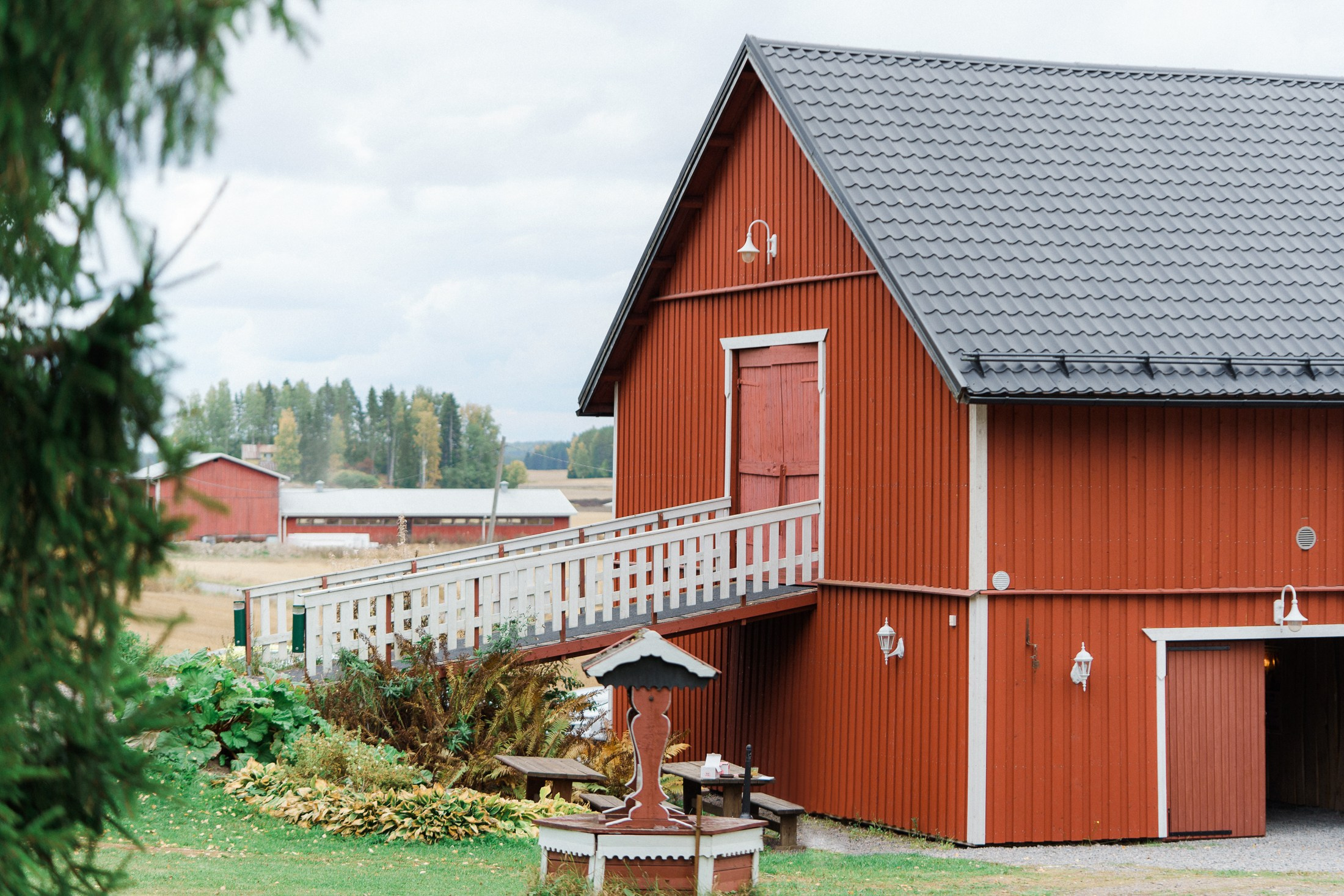 Sarah&Teemu, Hääkuvaus Kytäjän juhlatila, Hyvinkää