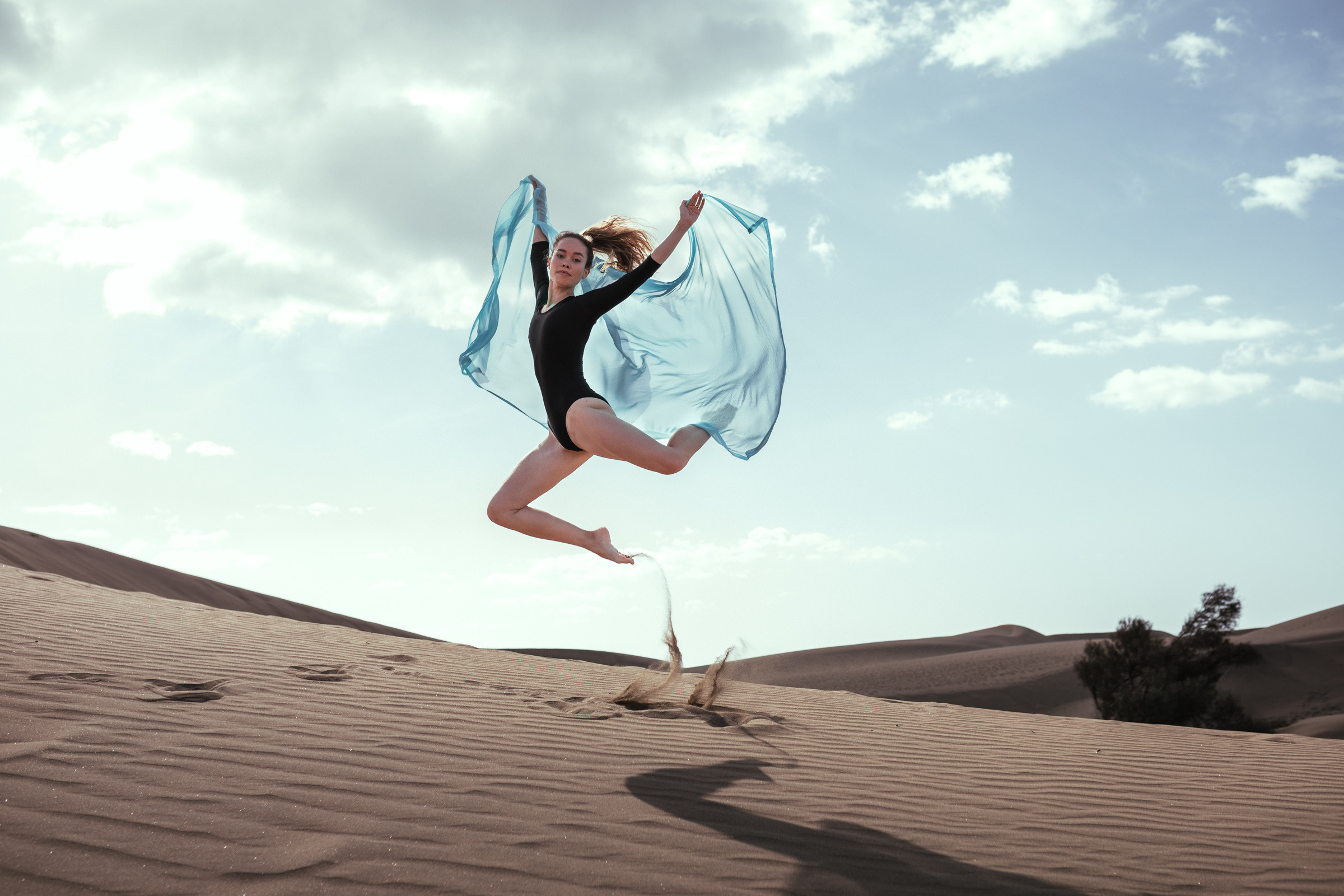 Dance Maspalomas for nice photos Dunes Maspaloms