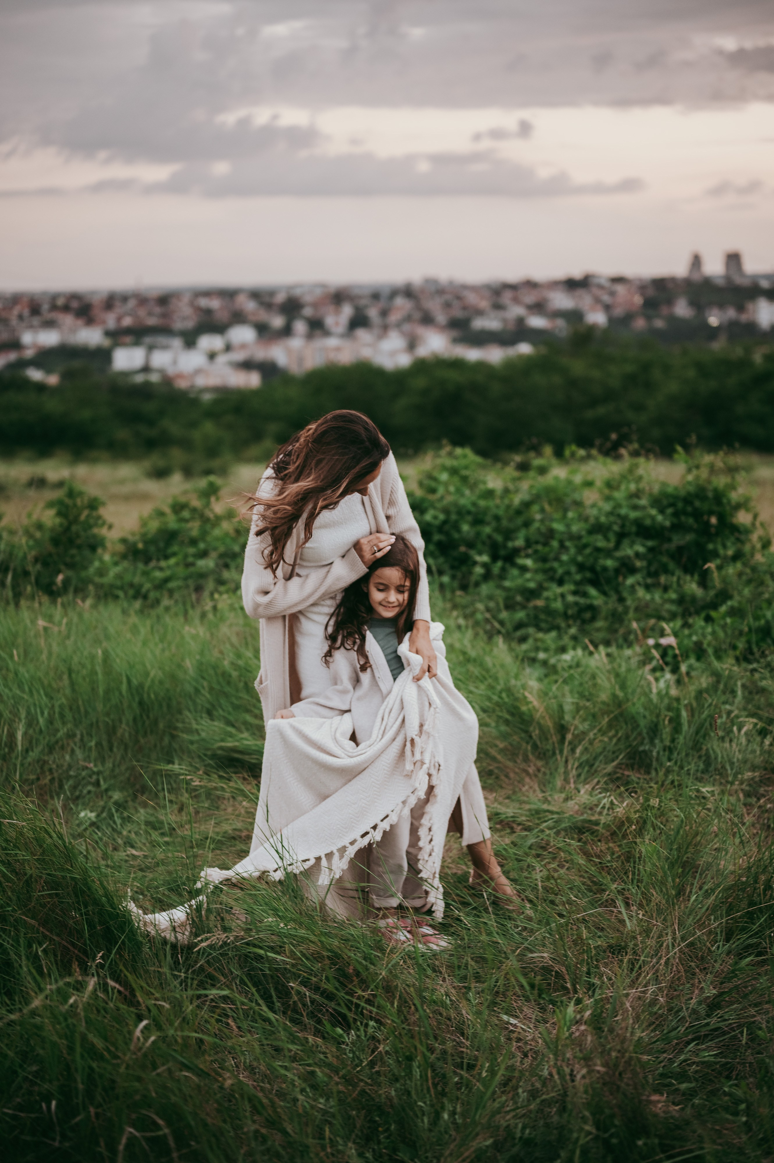 Bojana i Srna / mammy and me photosession. Deciji i porodicni fotograf u Beogradu Oksana Skendzic
