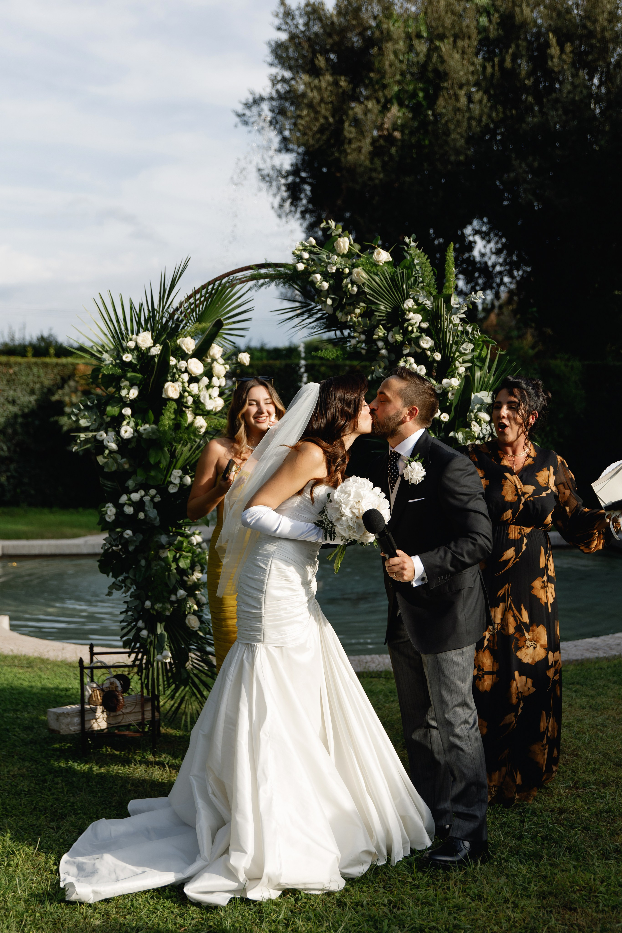 Wedding photographer Italy Rome, Tuscany, Lake Como, Sicily, Puglia. Wedding Photographer Rome Tuscany Como Sicily Puglia Amalfy Italy- Oksana Savenchuk