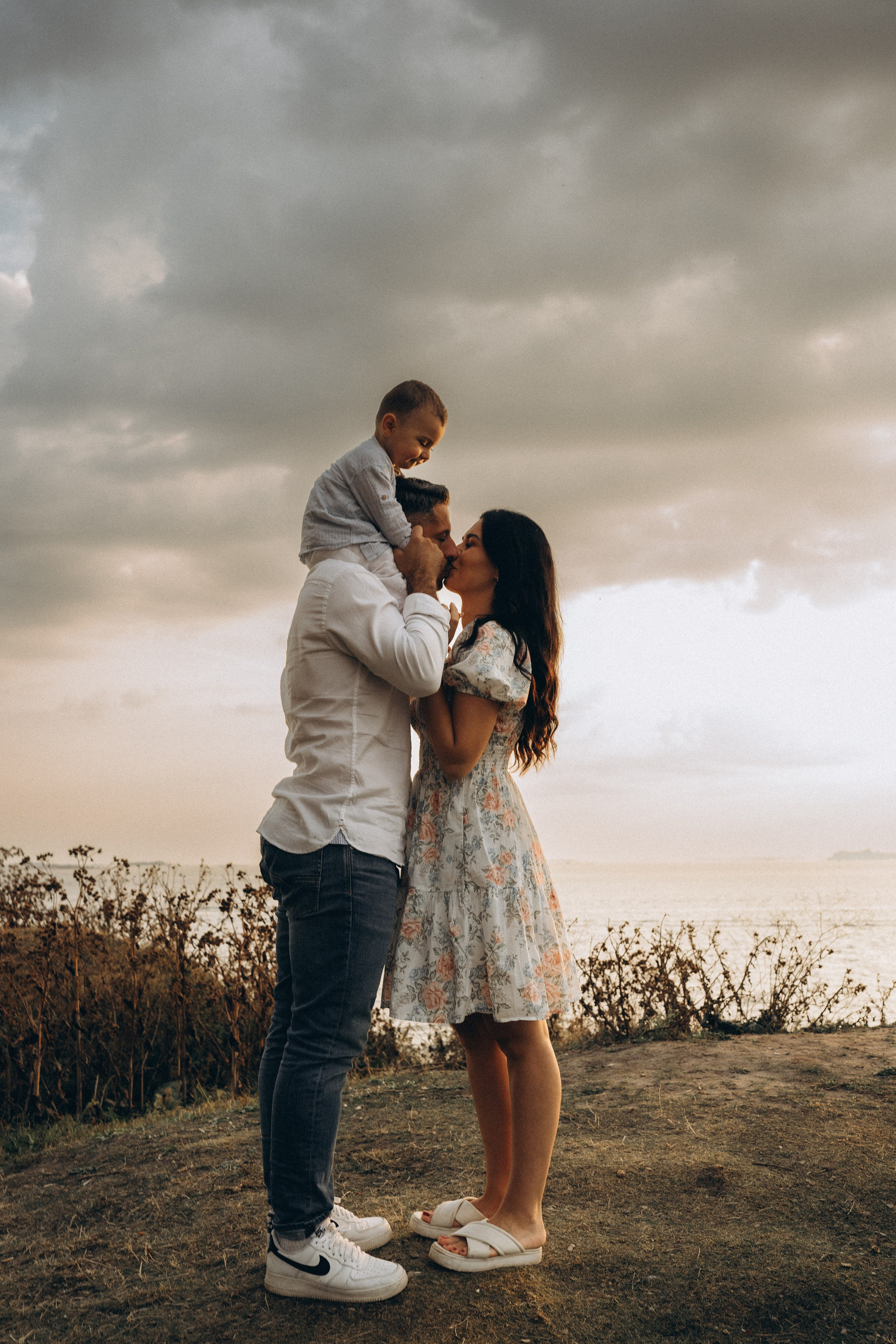 Summer. Wedding and portrait photographer in Helsinki Vickan O