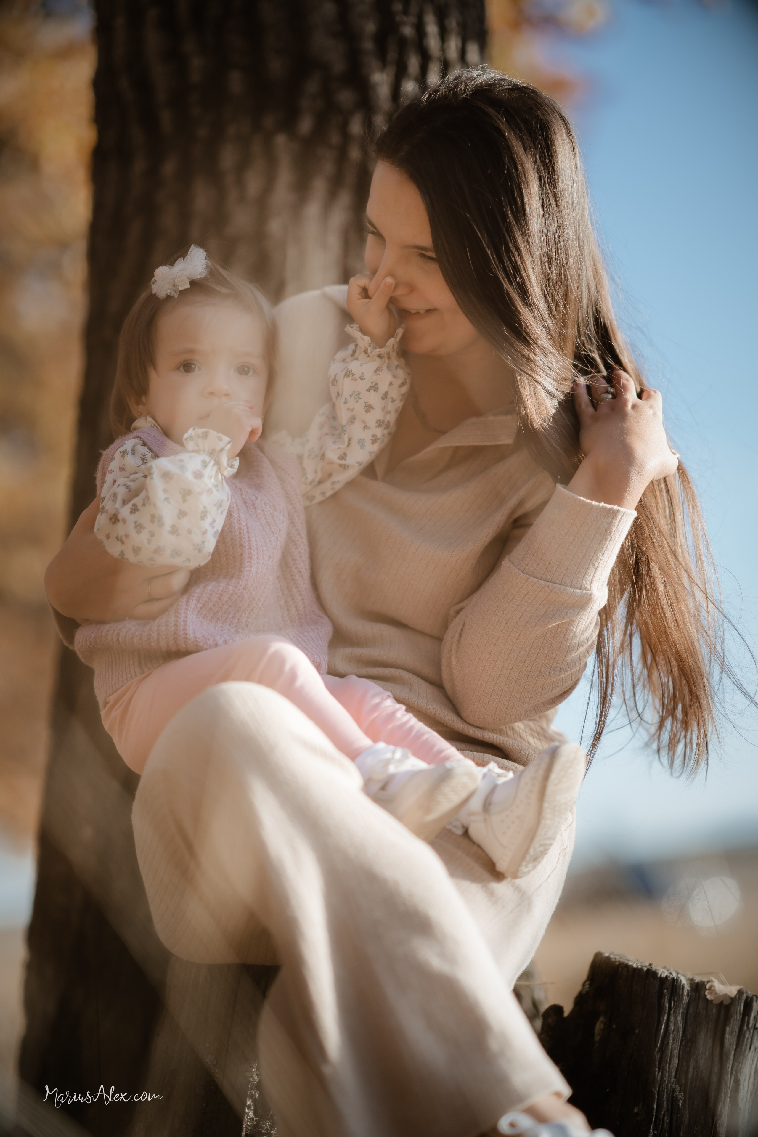 Sofia - Soare si frunze🍁🍁🍁. Marius Alex fotograf de eveniment si portret din Suceava
