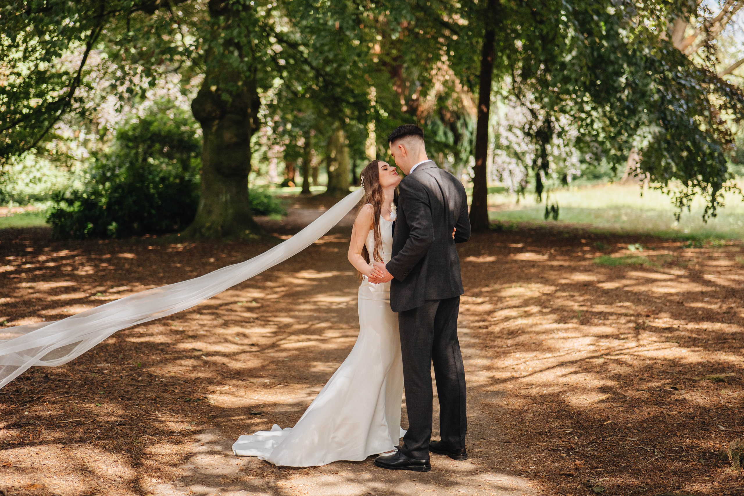 Wedding in Dalson, London, UK. Wedding and family photographer in London