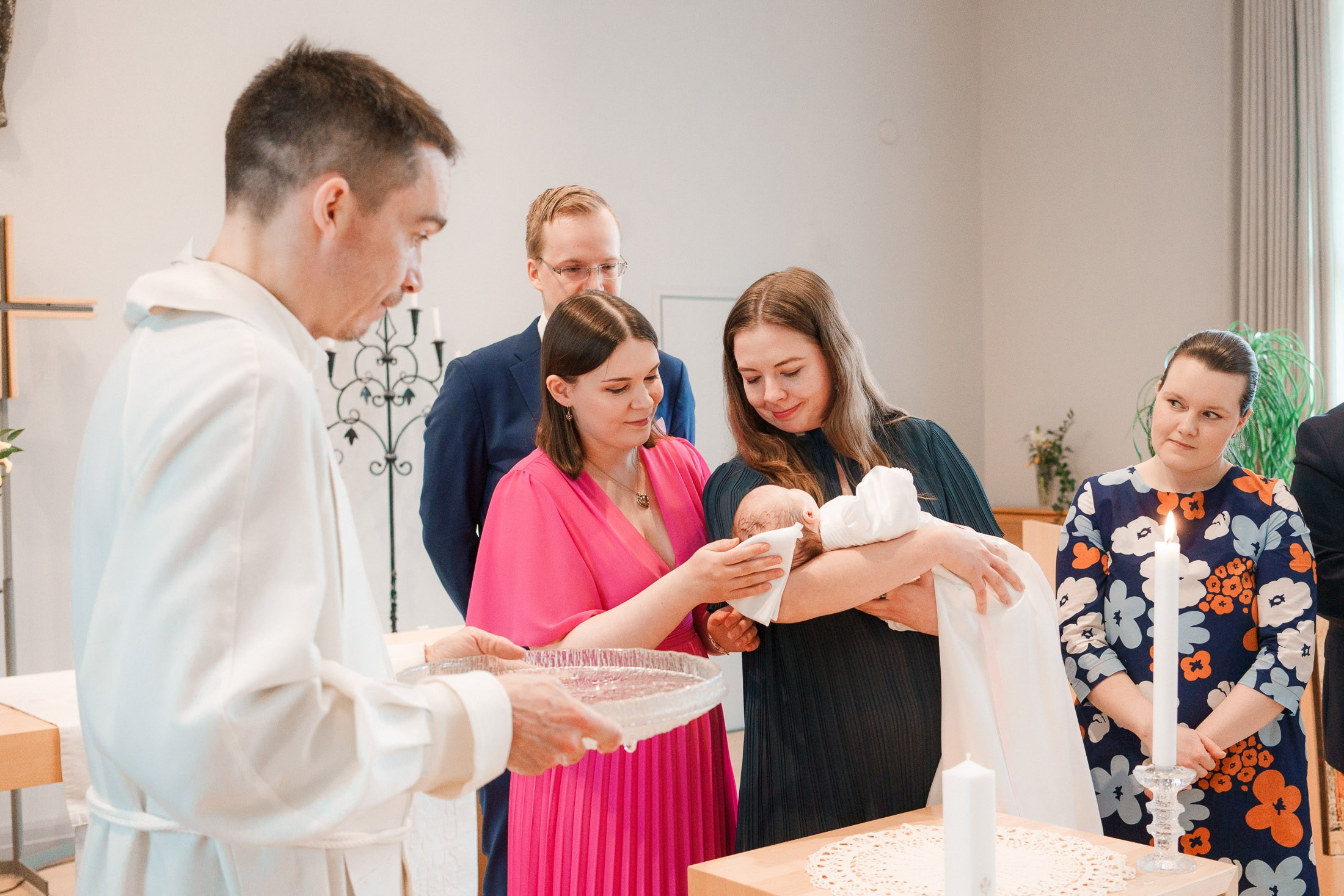 Ristiäisten kuvaus, Huopalahden kirkko