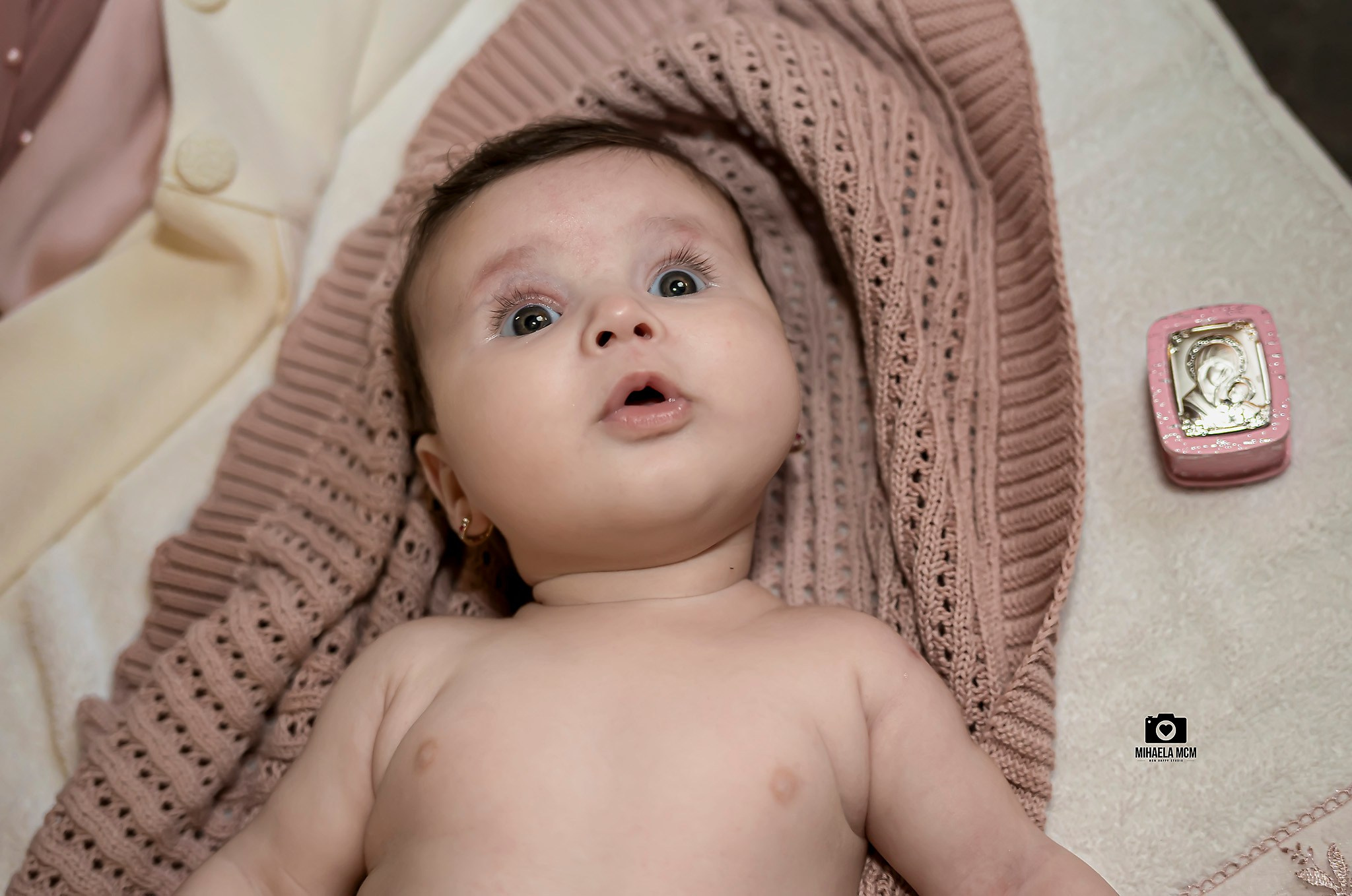 Fotograf botez Constanta, Servicii foto video botez. MCM Happy Studio – Fotograf & Videograf Evenimente | Nuntă & Botez