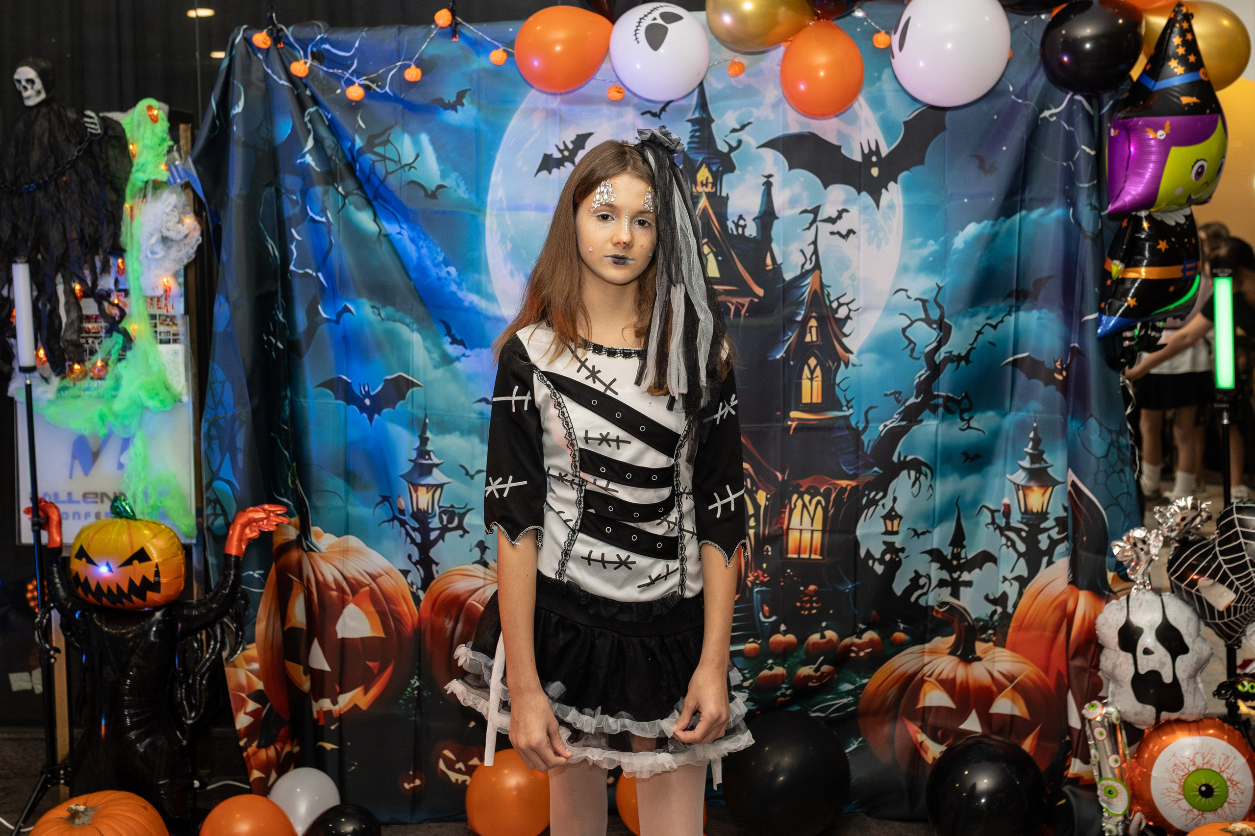 Leo dance studio Helloween 2025. Семейный и детский фотограф в Варшаве Мила Бобровская