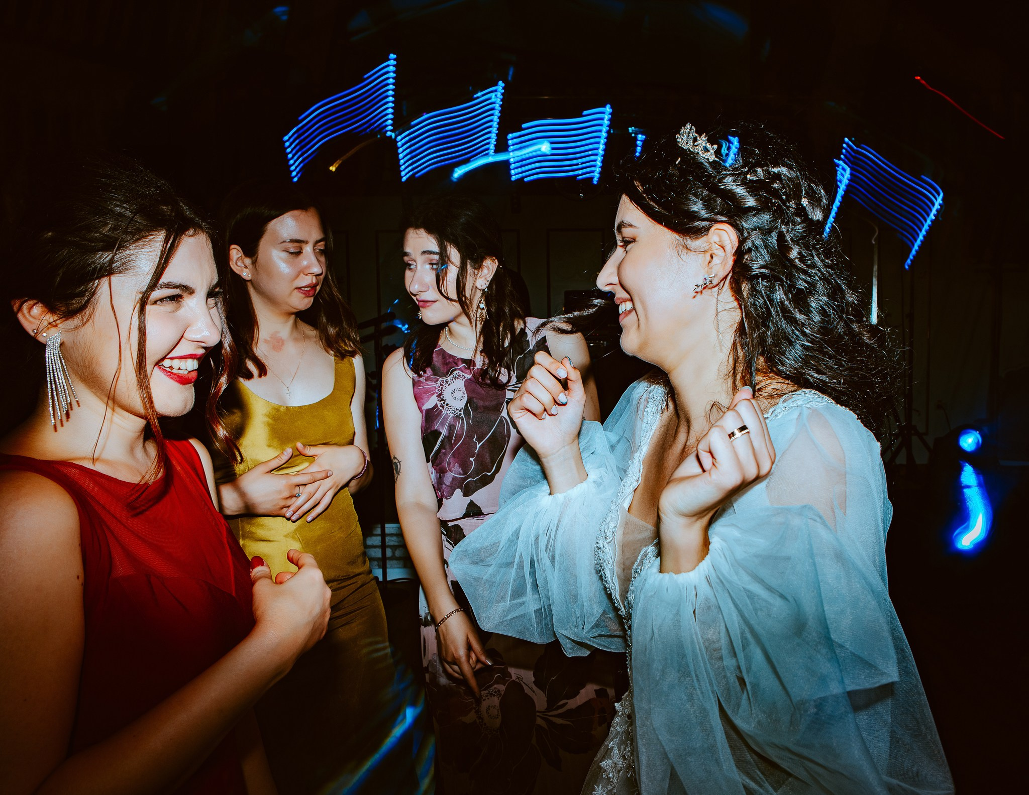 Radu si Diana. Wedding photographer and videographer