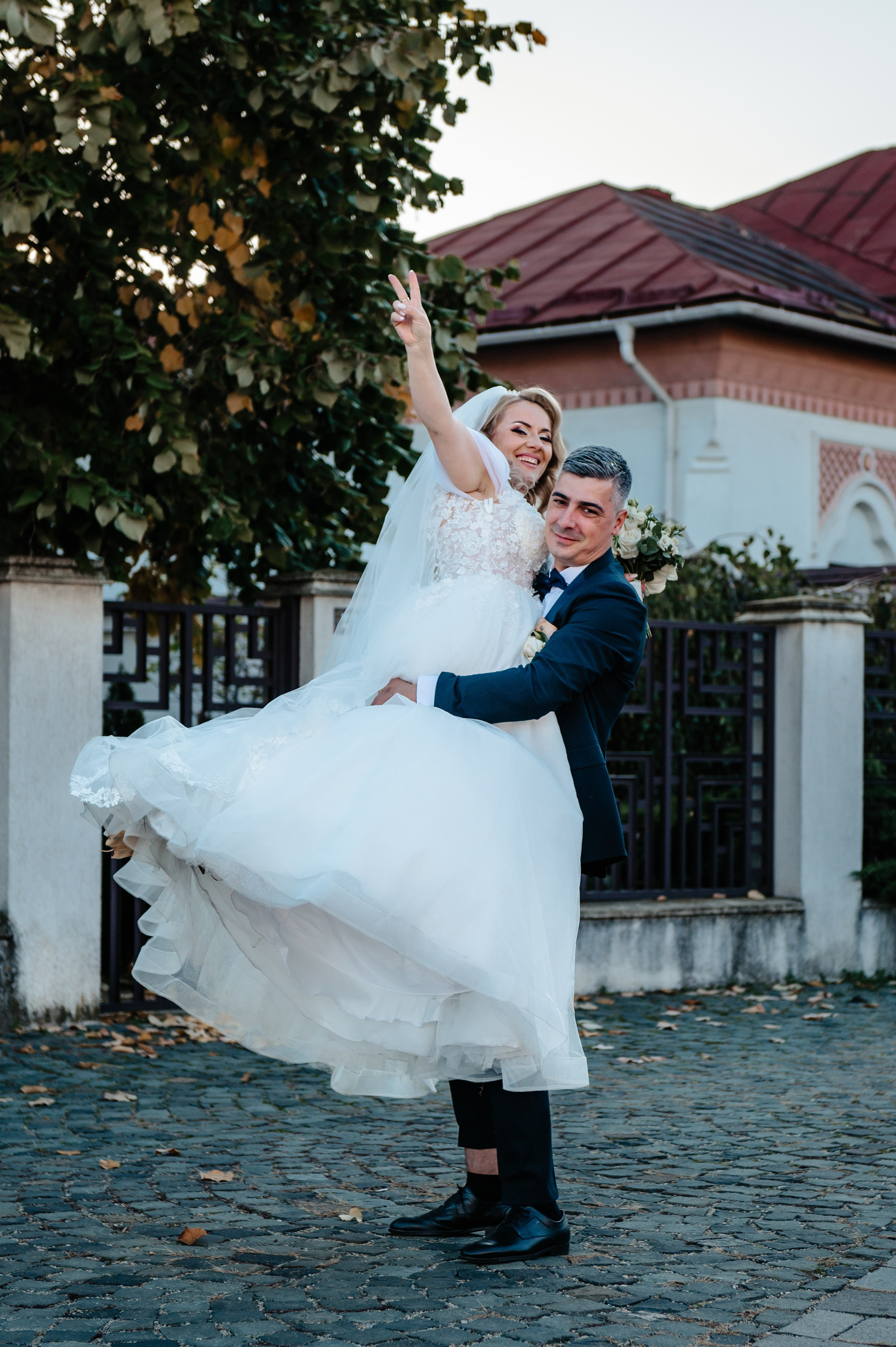 Adelina & Ovidiu. Ionut Birceanu