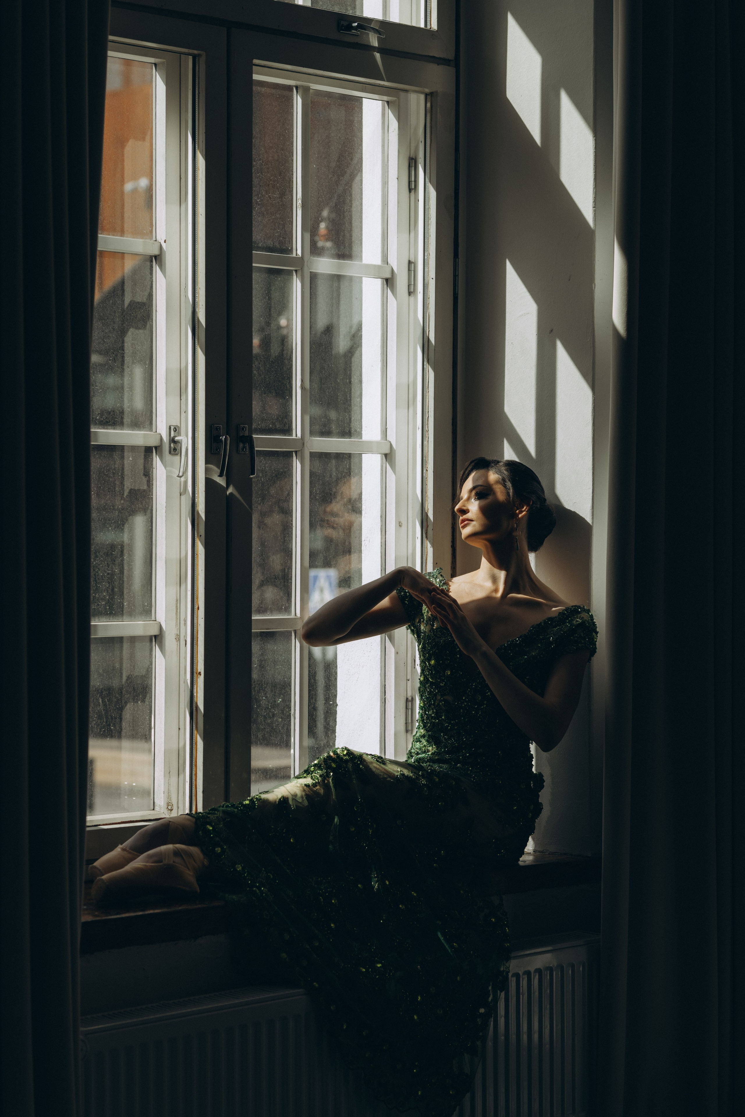 Riikka Couture, Riikka Ikäheimo, Violetta Keller, Portrait, Dancer. Wedding and portrait photographer in Helsinki Vickan O