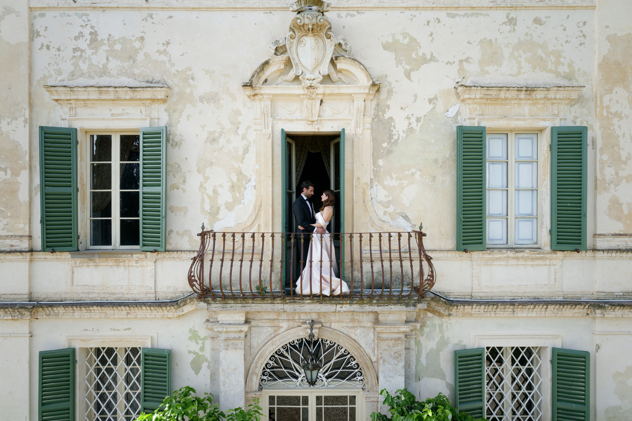 Wedding editorial at Villa di Geggiano, Tuscany, Italy