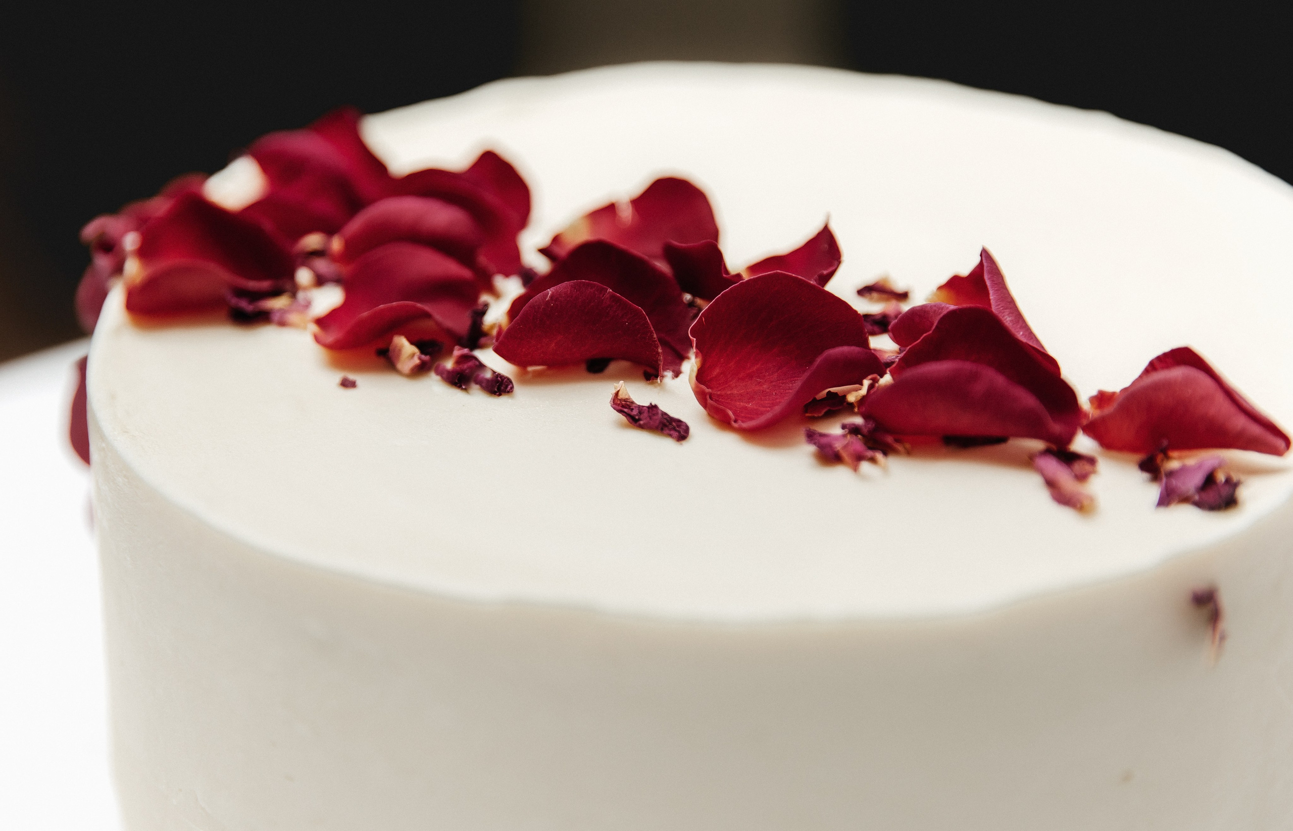 Elegant Wedding Photo Gallery. Timeless Wedding & Event Photography — based London, working across Europe