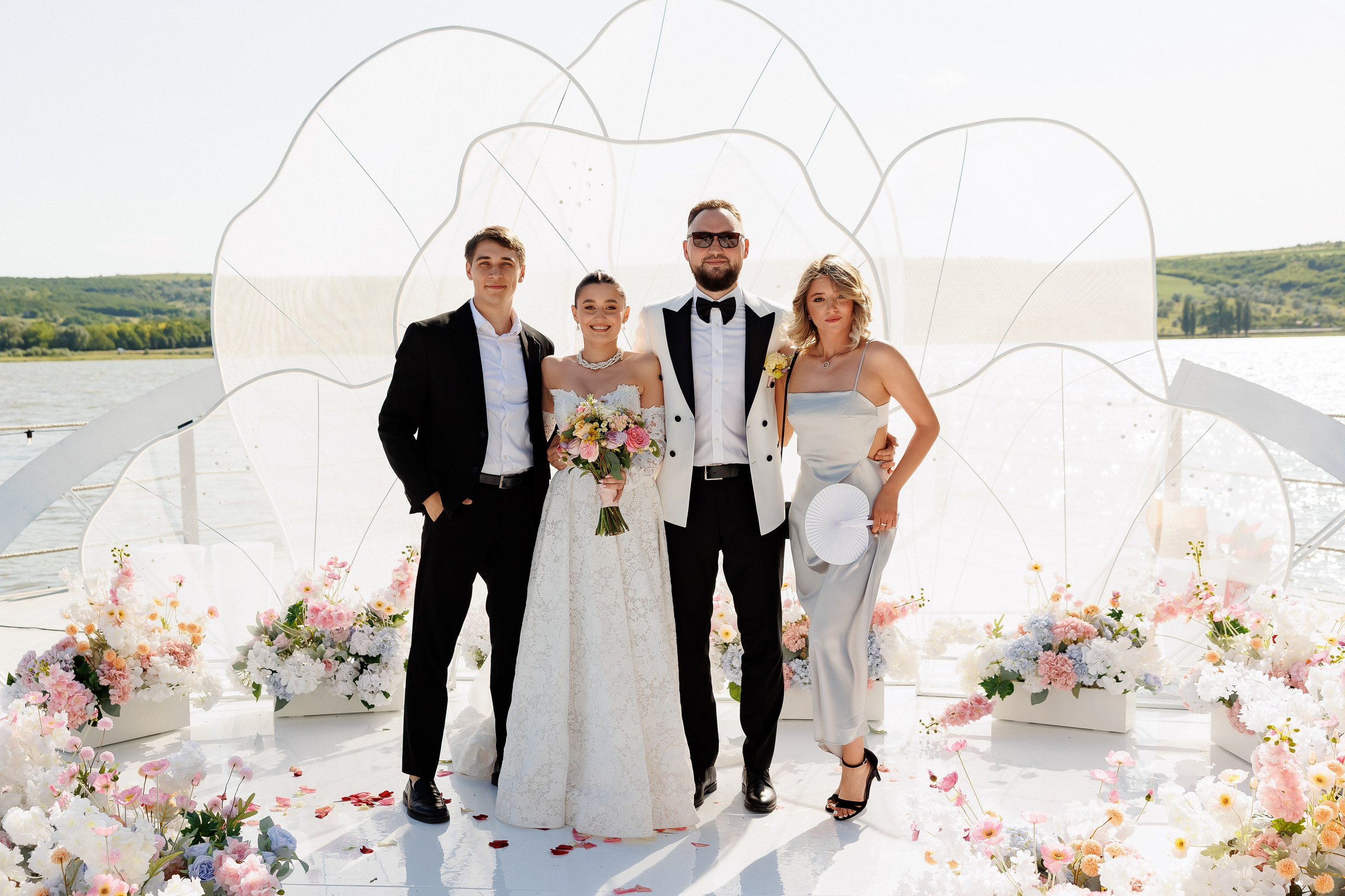 Florin & Corina — Complexul Turistic Costesti — Wedding Day. Servicii Foto și Video 067188353