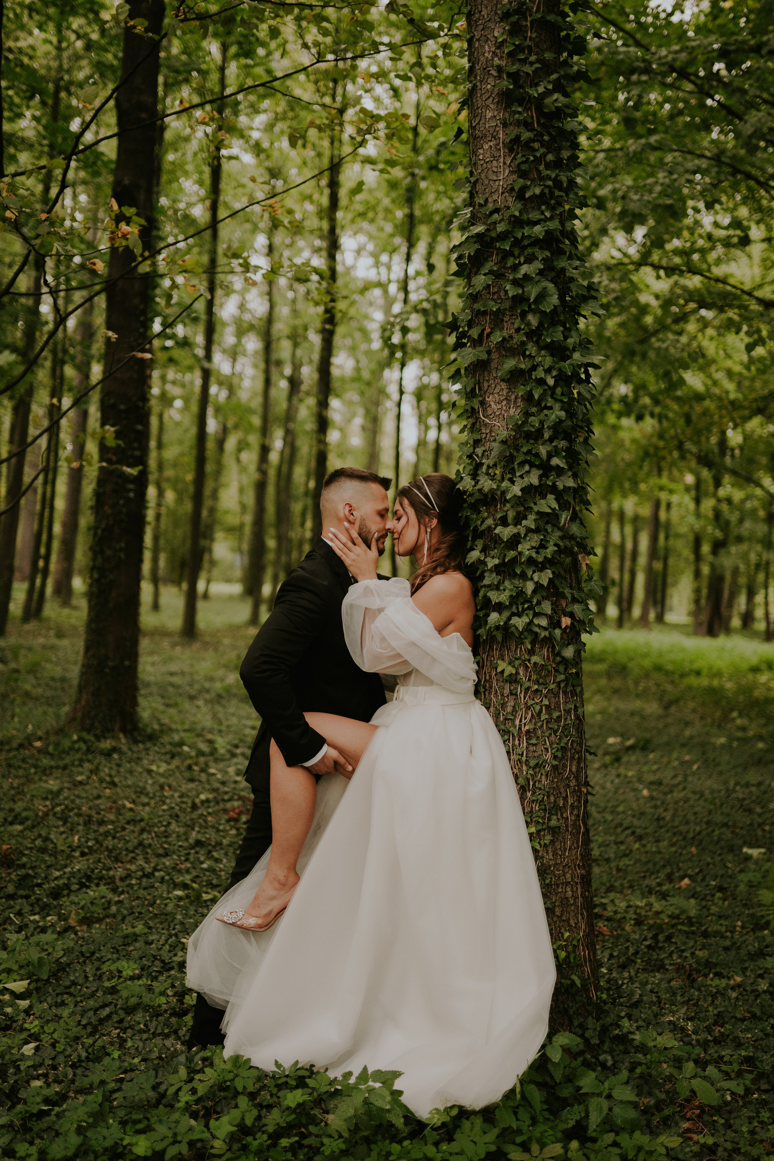 Sala Koralowa w Jaworzu: Opowieść o ślubie Nikoli i Kacpra. Karkowskafoto - fotografia miłości