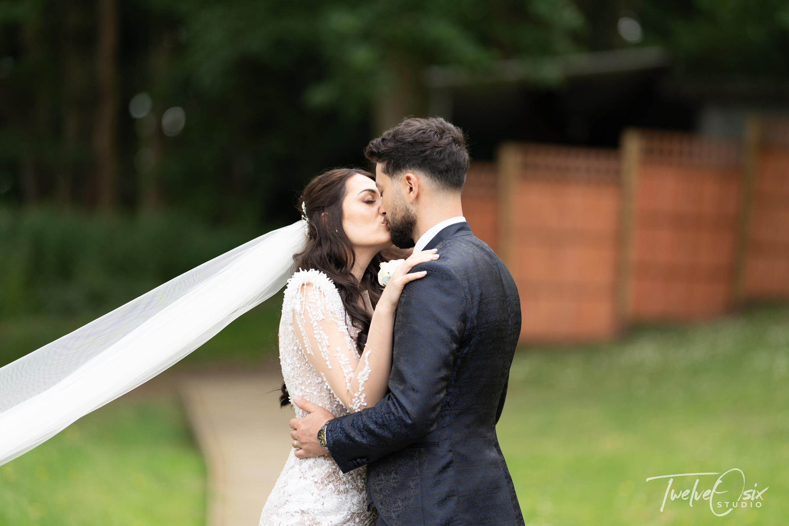 Weddings/Engagements