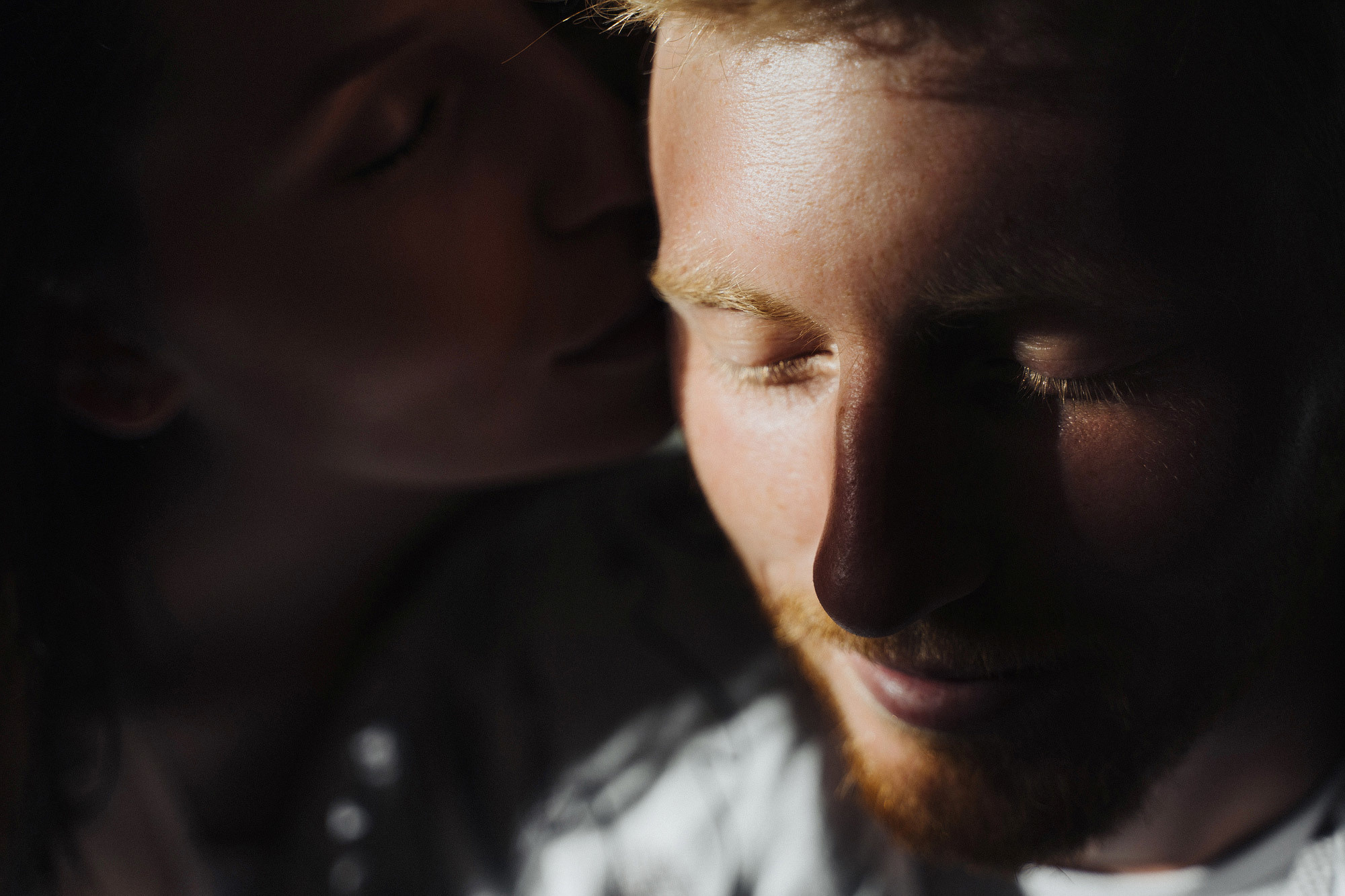 Домашняя фотосессия в постели. Свадебный и семейный фотограф Алексей Попов. Штутгарт, Германия