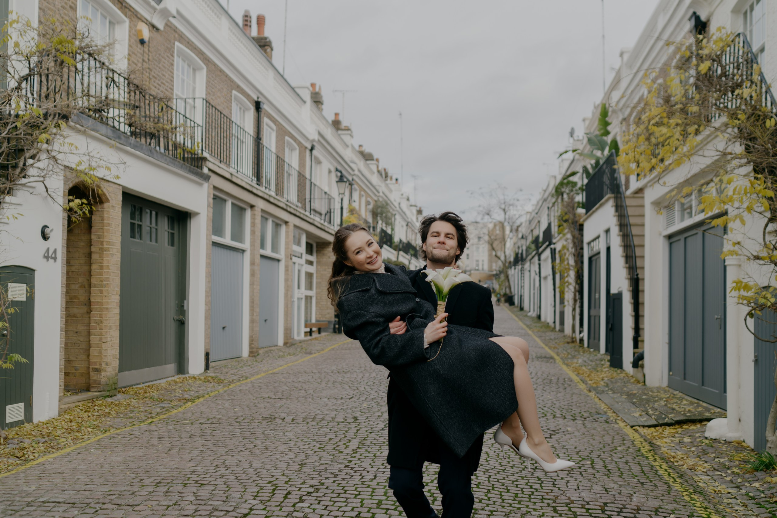 December Elopement session in London. London Wedding Photographer|Natasha Ferreira