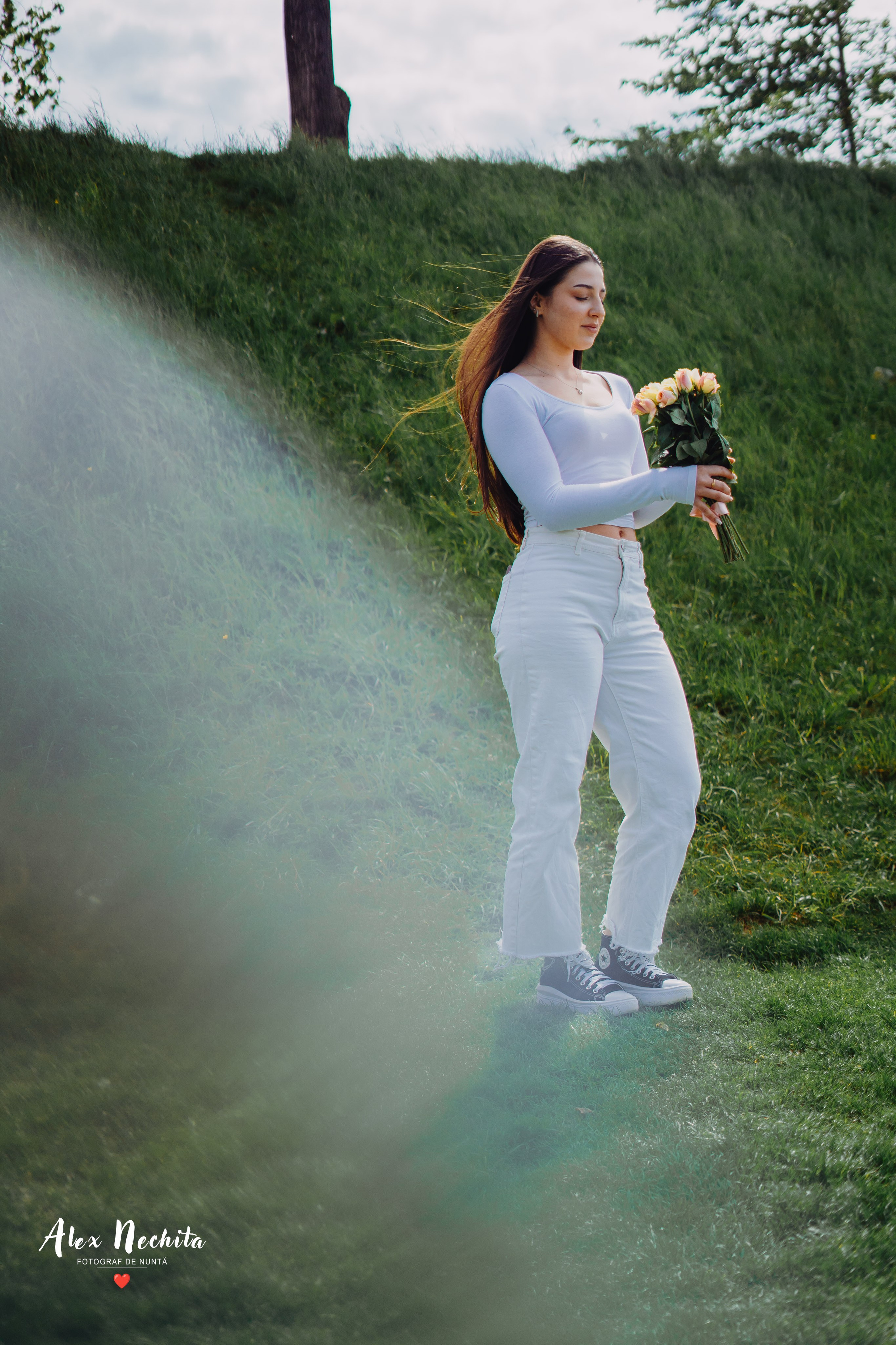 Aniversare în parc. Foto-Video Nunta Iasi, Suceava, Bucuresti / Disponibilitate 2025 — 2026 — 2027